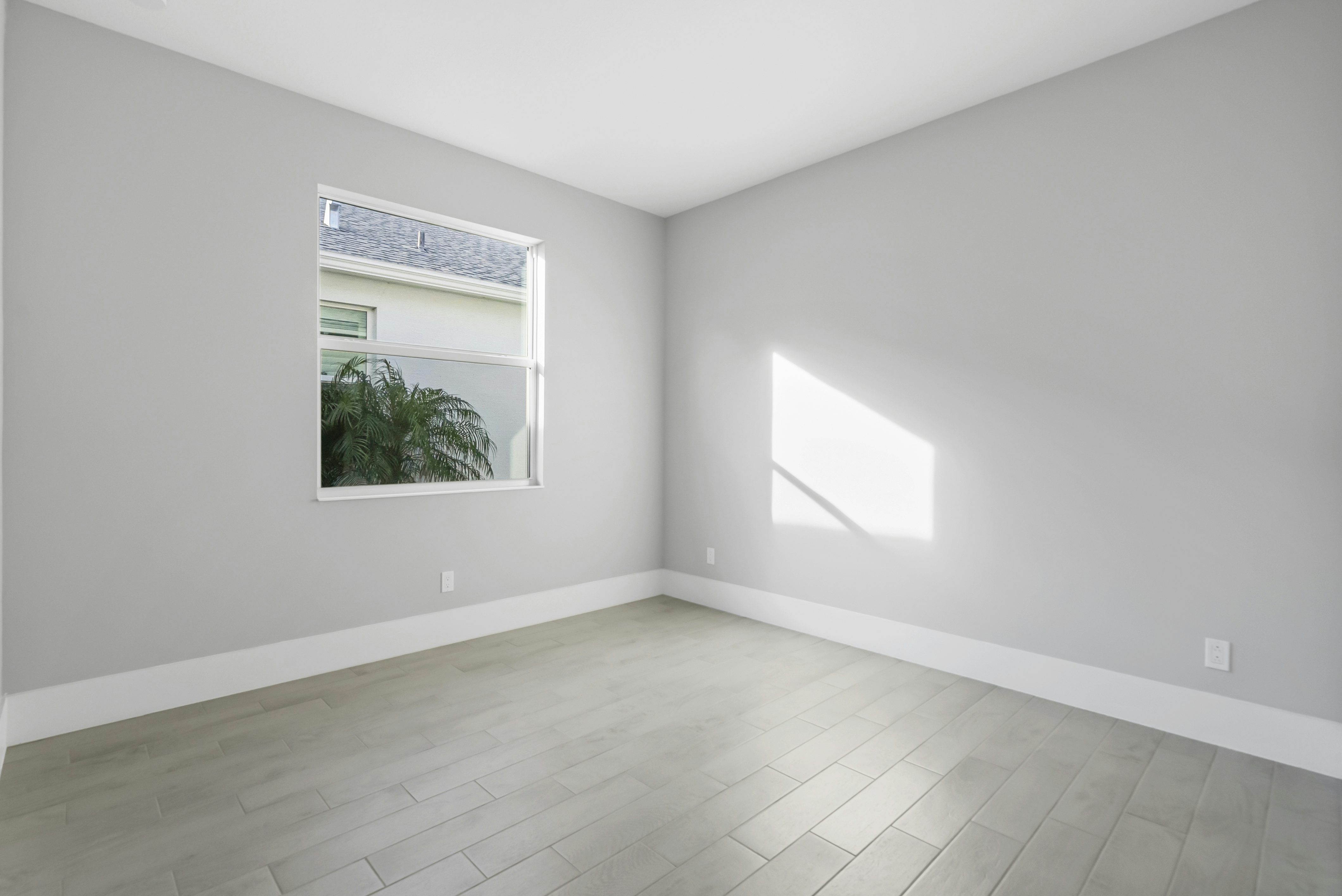 Bedroom 2 | 2184 Falls Manor