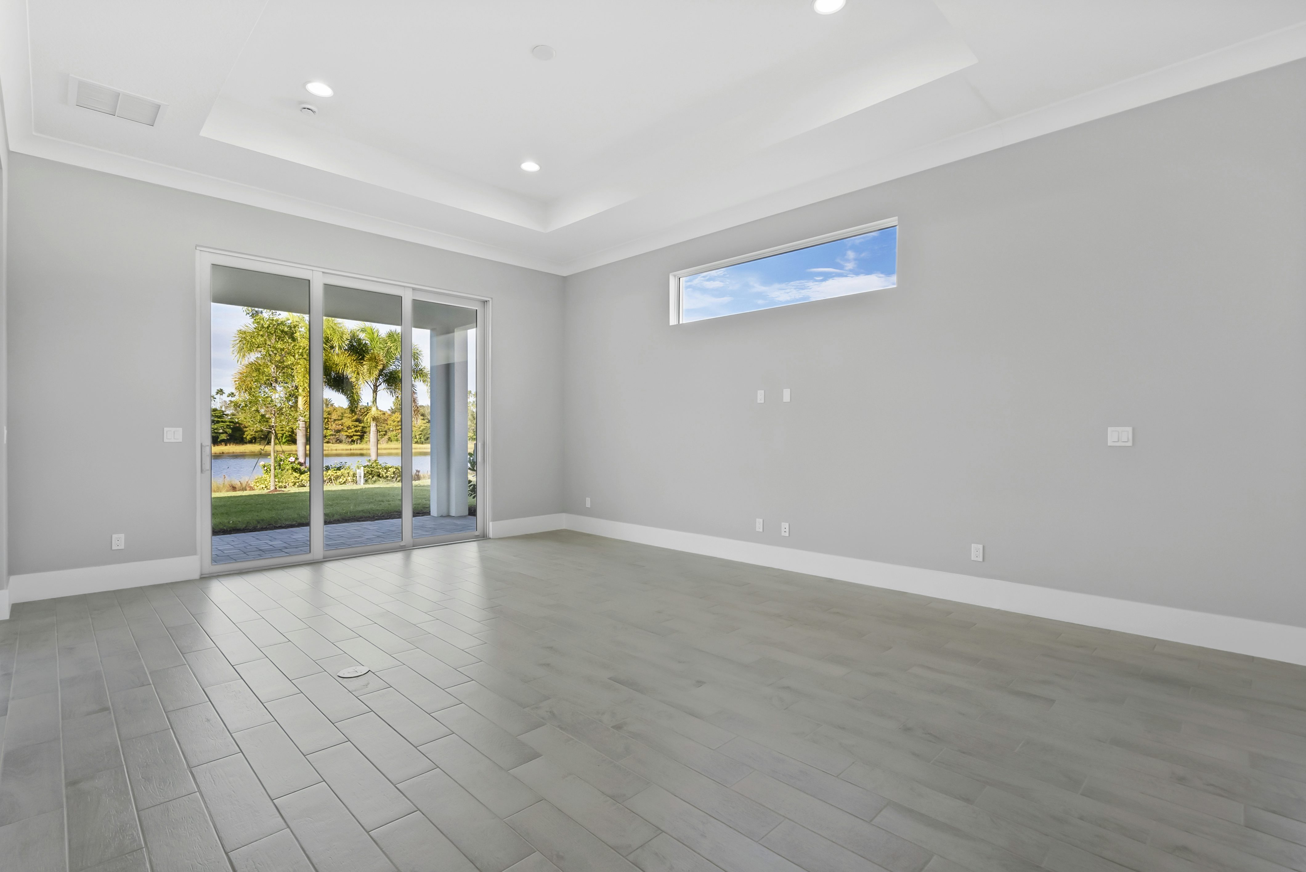 Great Room | 2184 Falls Manor