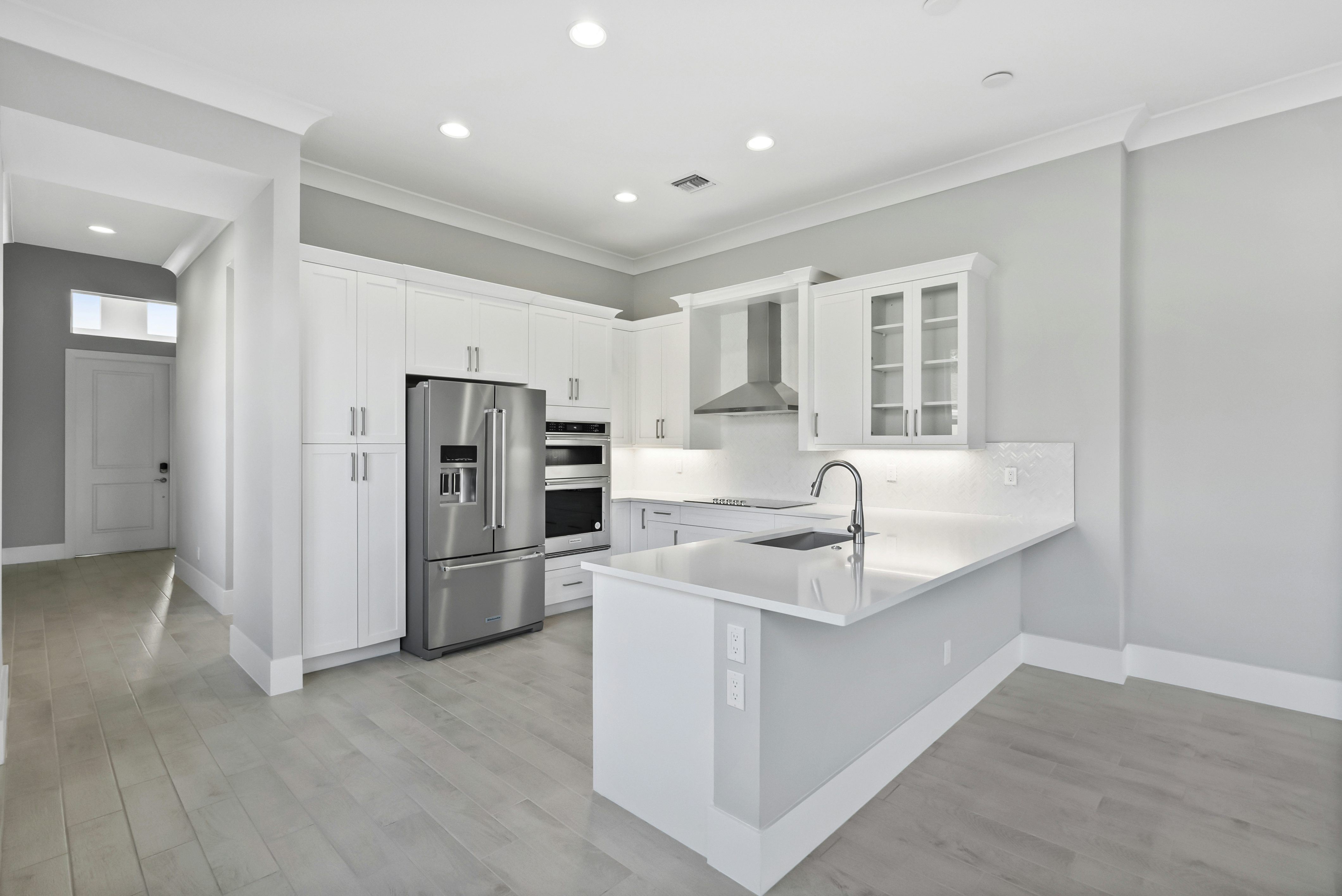 Kitchen | 2184 Falls Manor