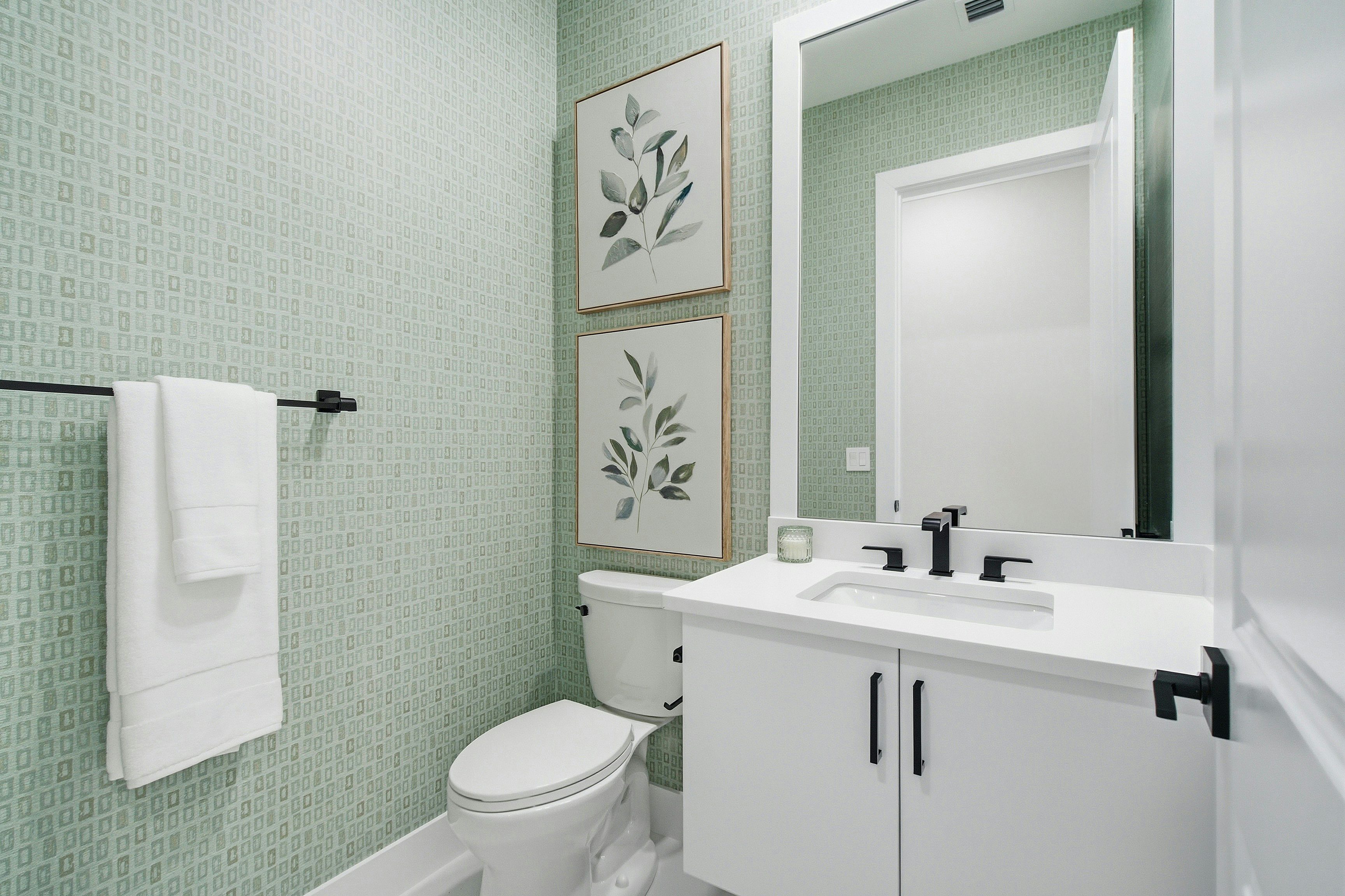 Powder Bath | 204 Strand Square Lot 19