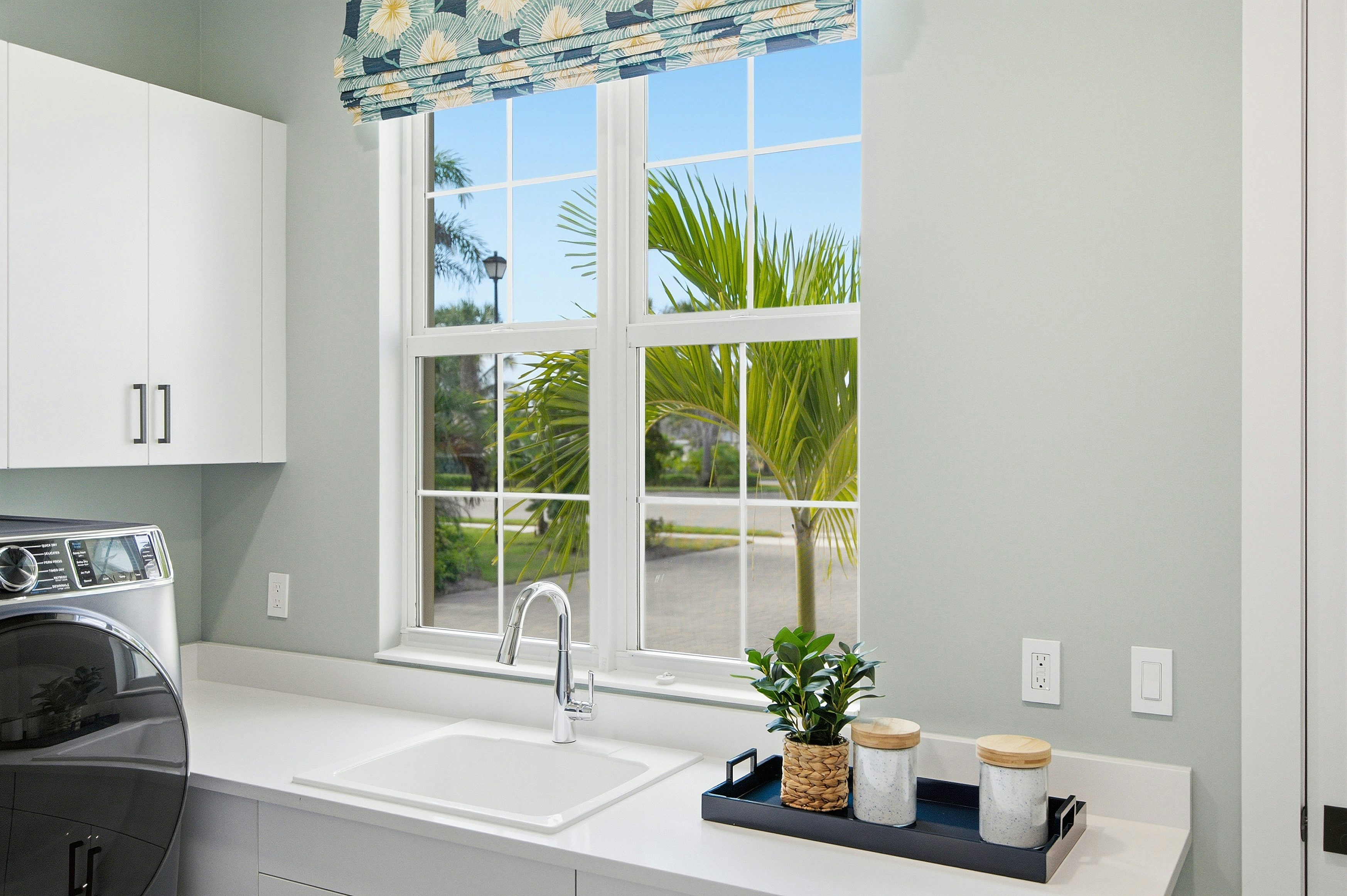 Laundry Room | 204 Strand Square Lot 19