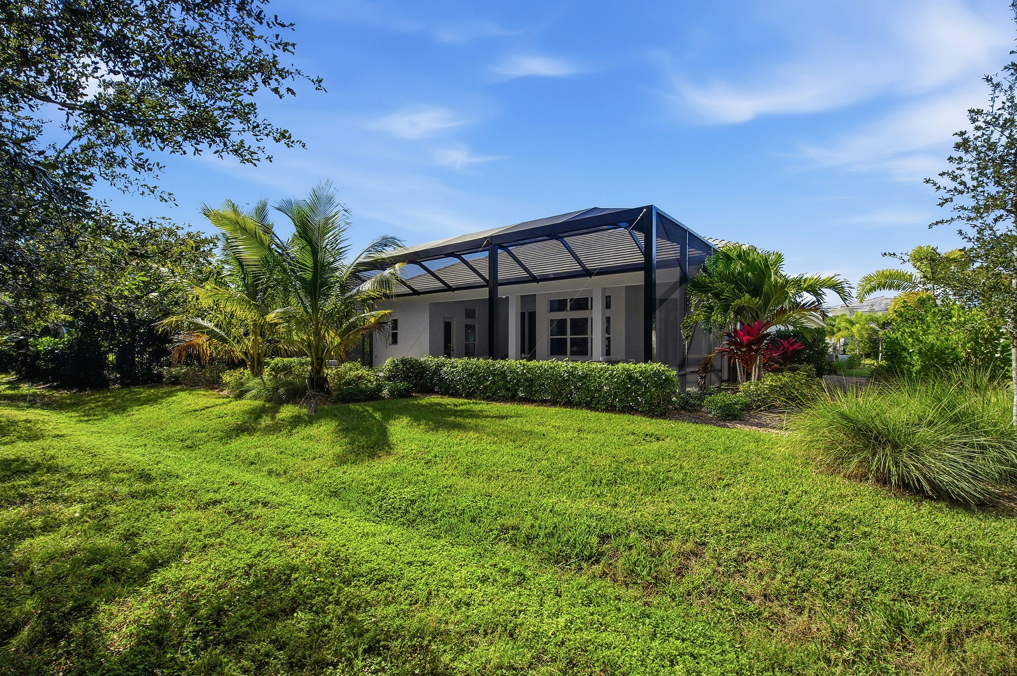 Rear Elevation | 204 Strand Square Lot 19