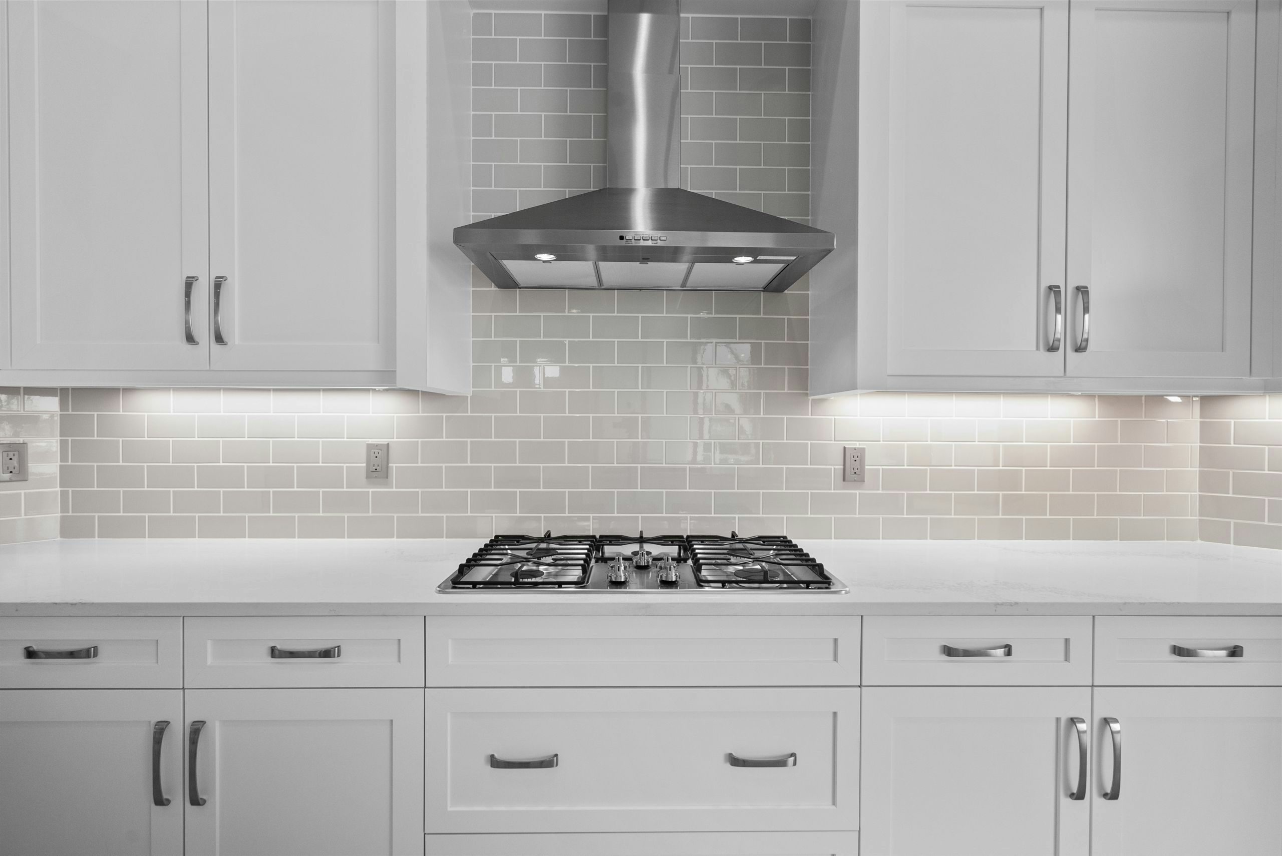 Kitchen Cook wall I Sage Grande Inventory shown for reference