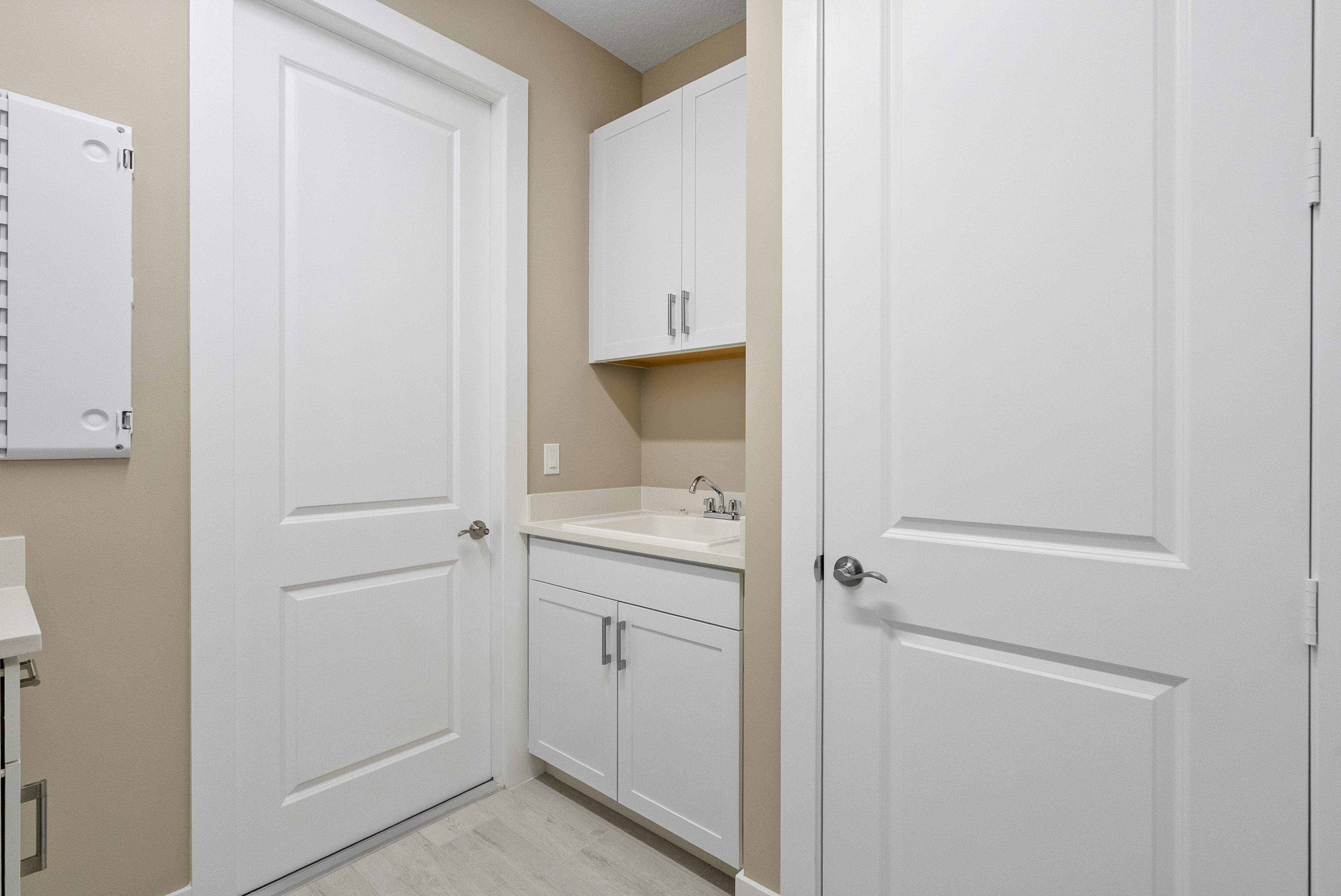 Laundry Room | 2148 Falls Manor