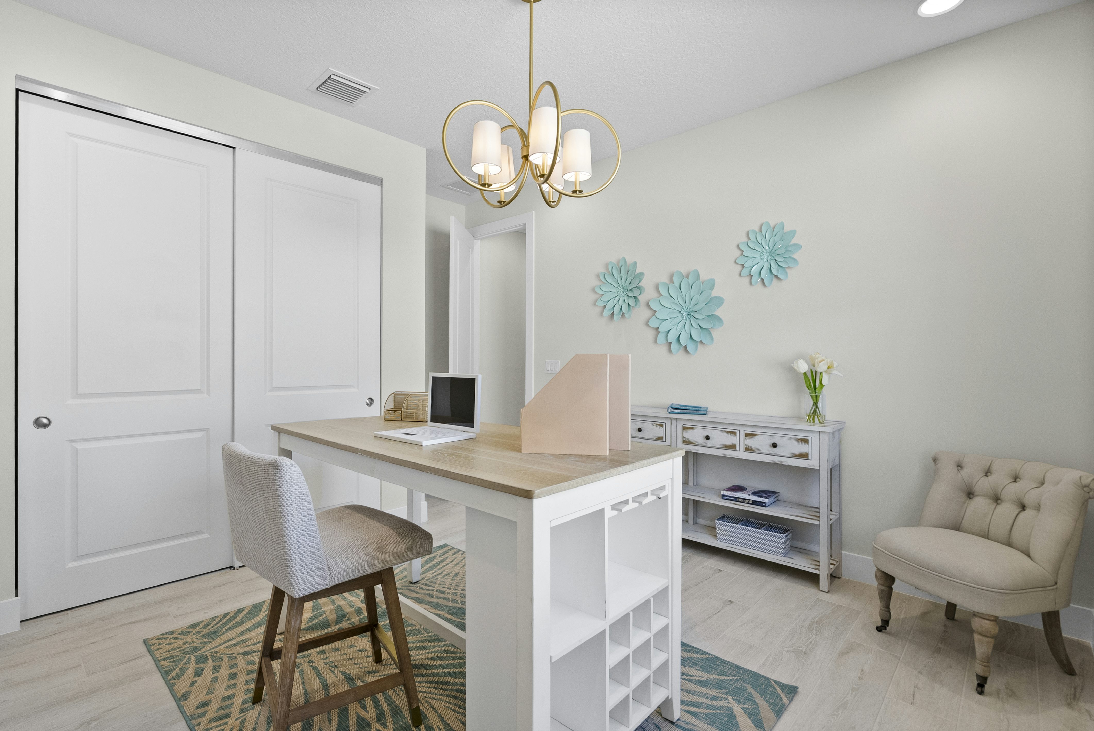 Den | 2148 Falls Manor