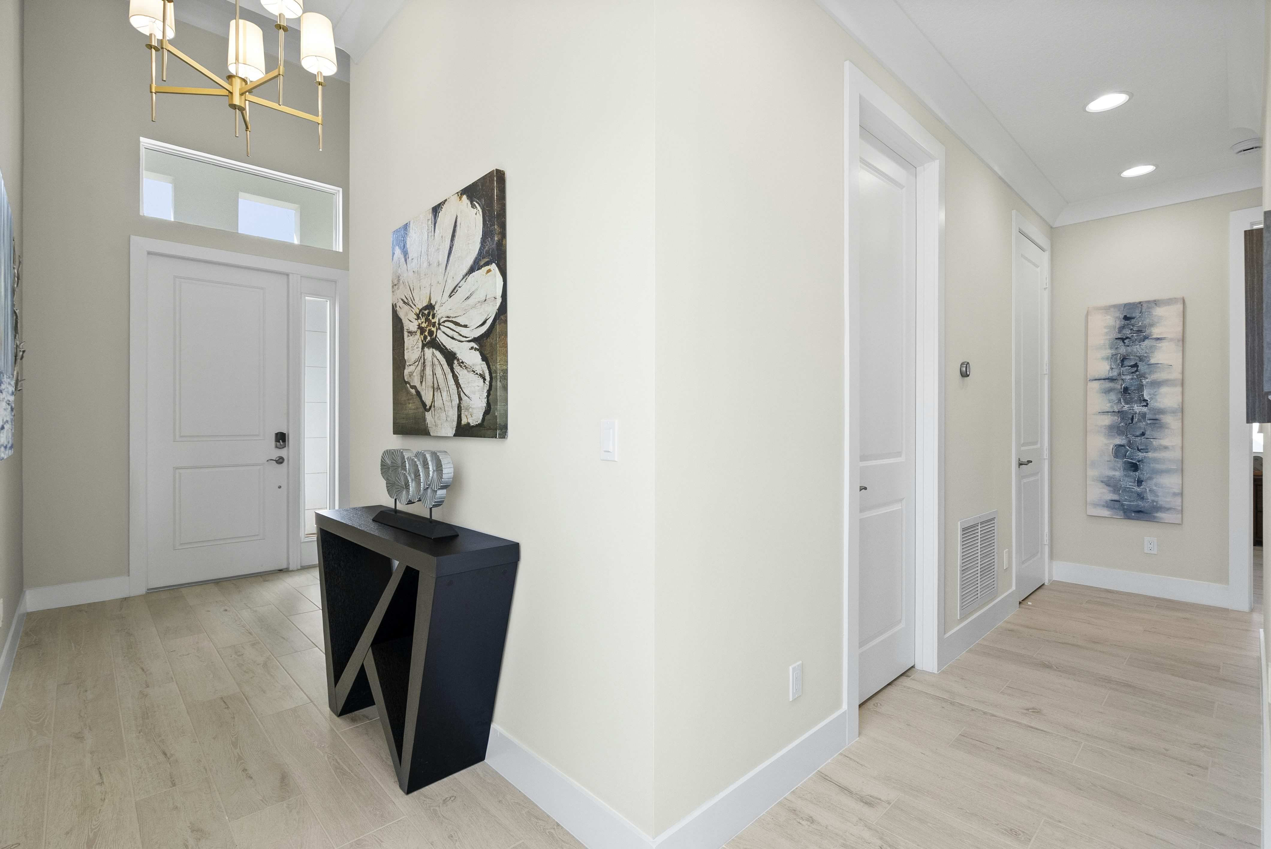 Foyer and Hallway | 2148 Falls Manor