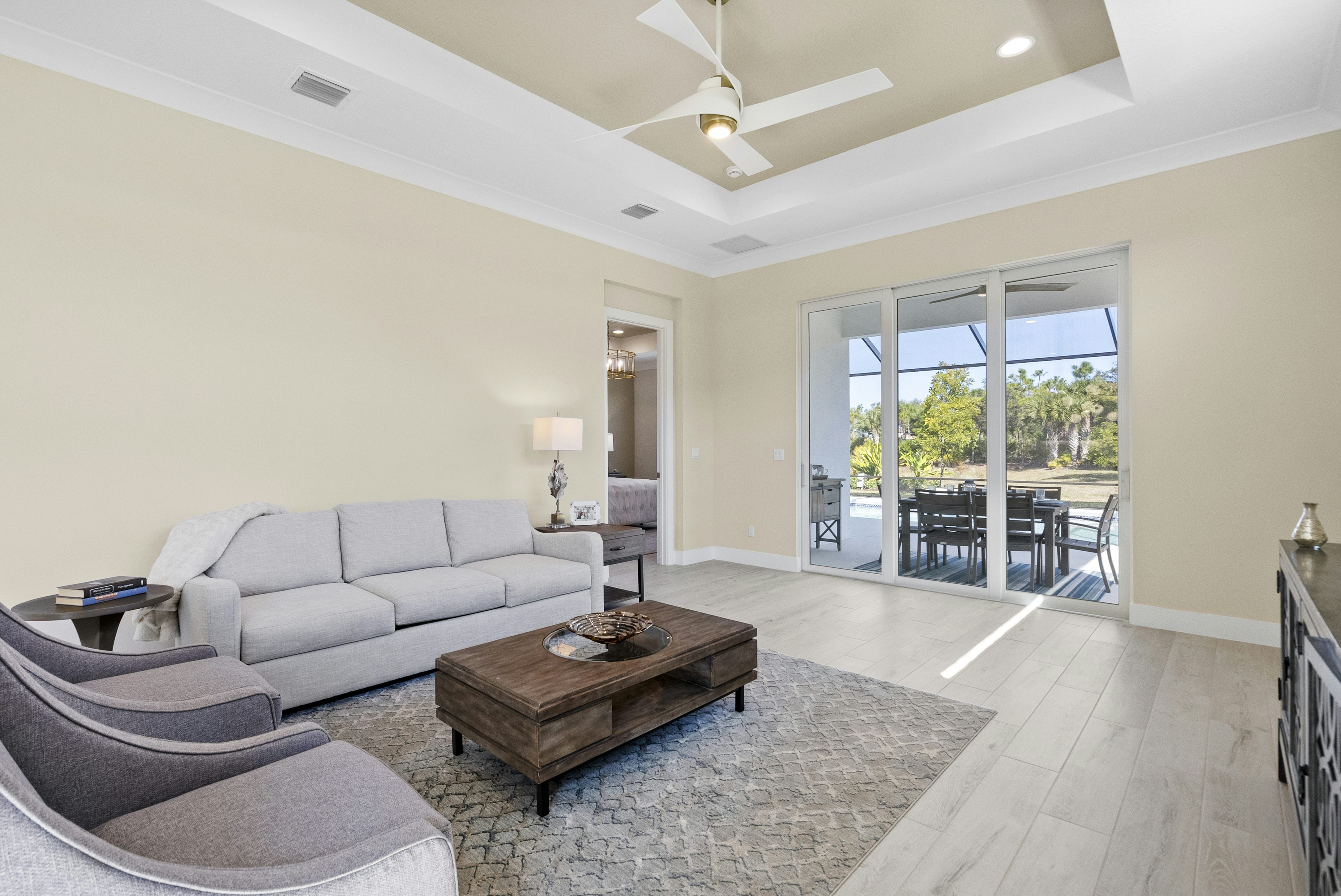 Great Room | 2148 Falls Manor