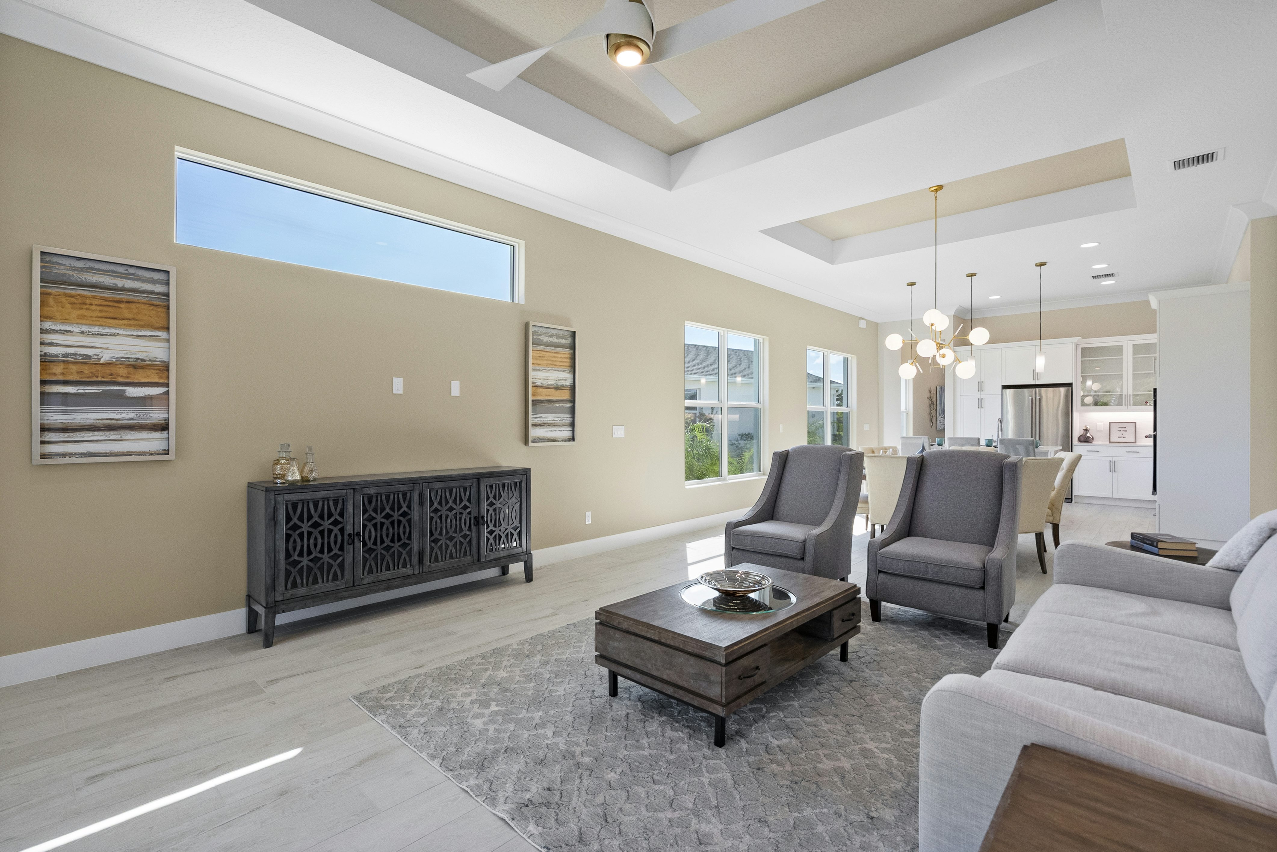 Great Room | 2148 Falls Manor