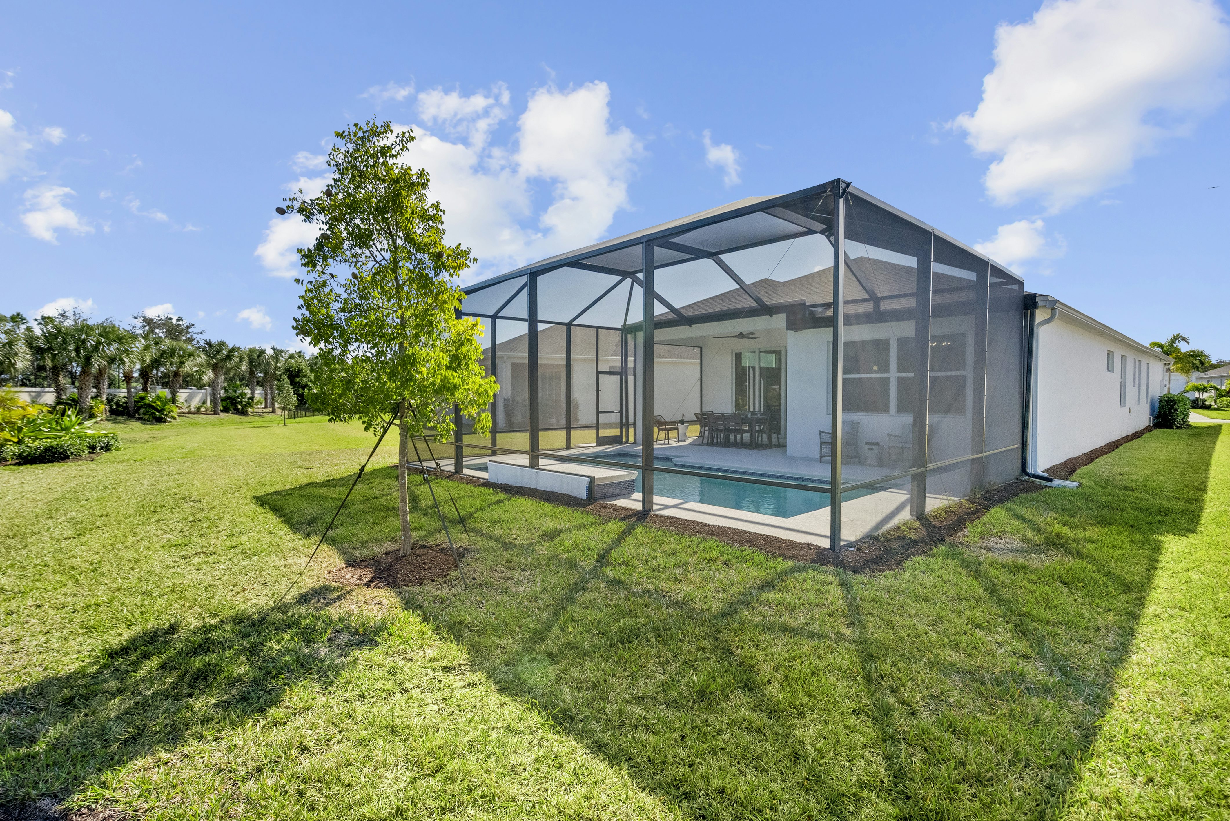 Rear Elevation | 2148 Falls Manor