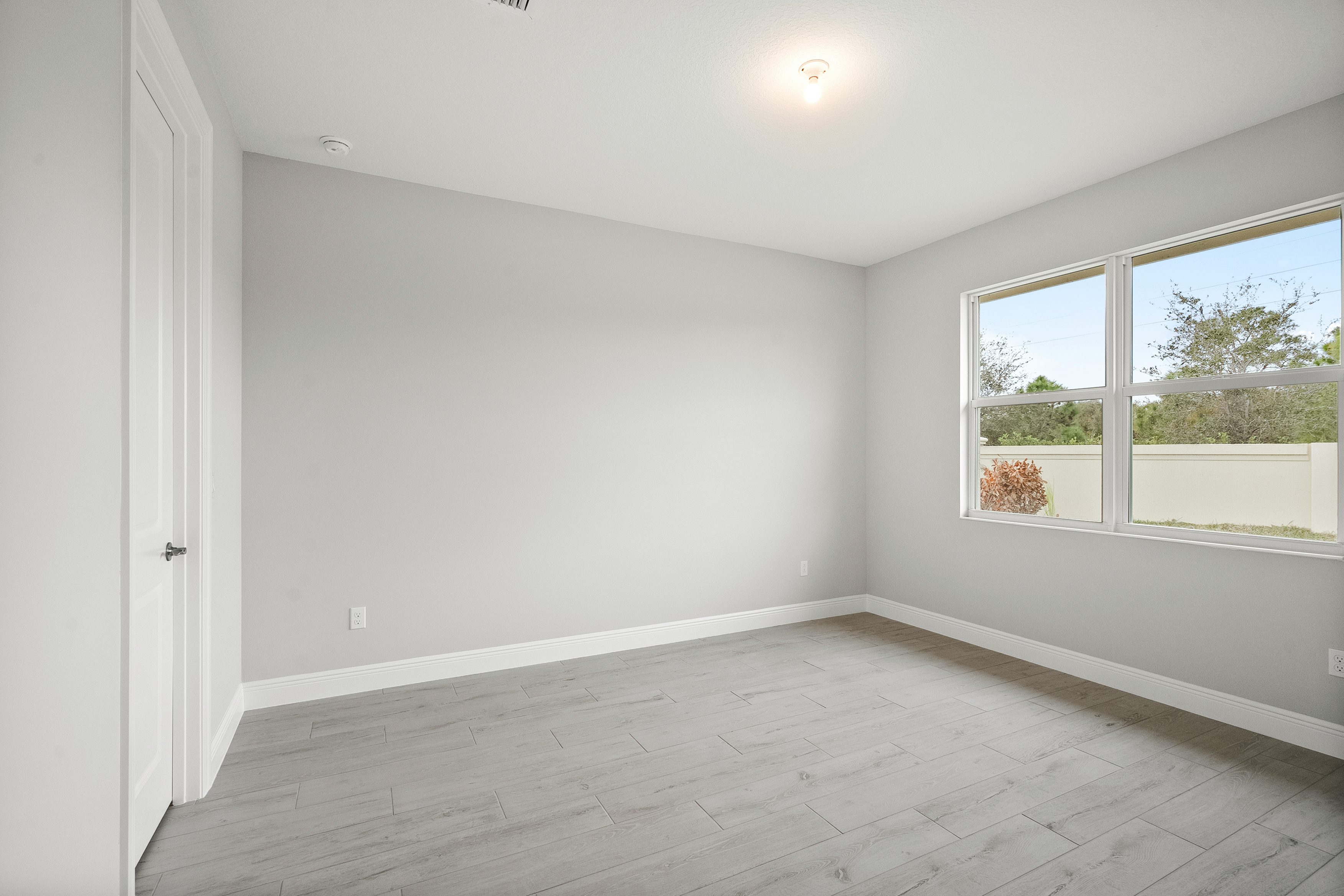 Bedroom 2 | 5697 Bent Pine Square