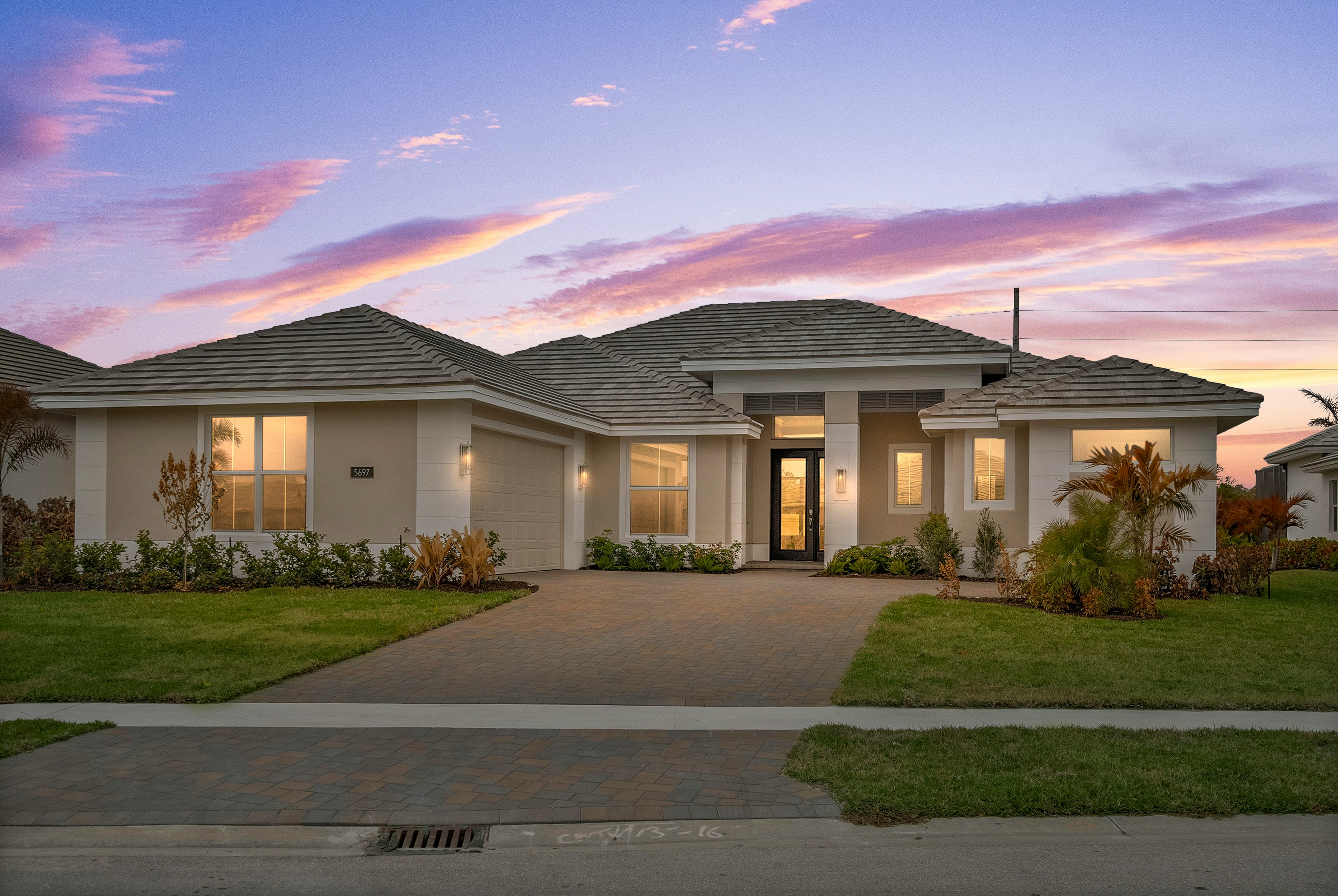 Elevation Dusk | 5697 Bent Pine Square