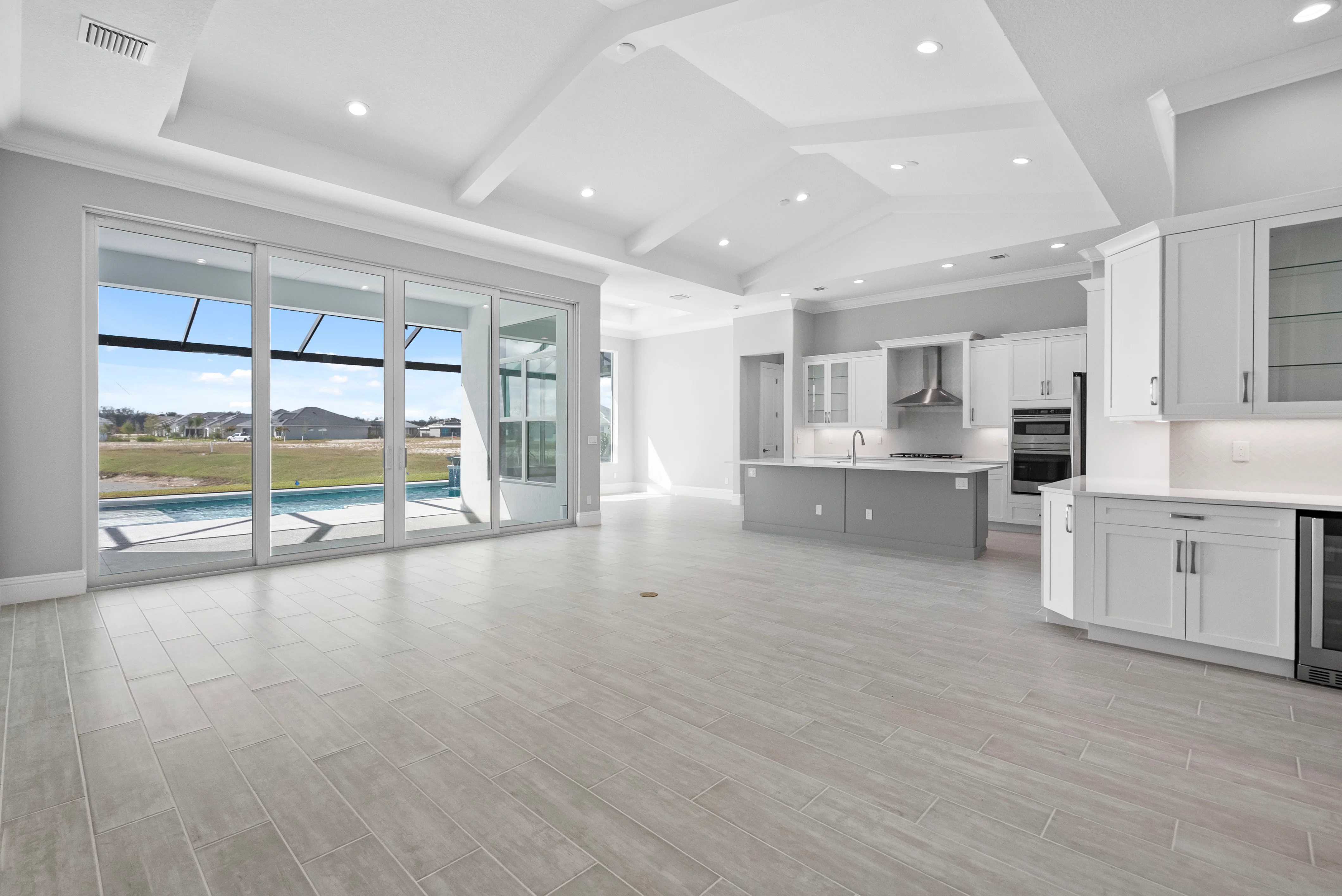 Great Room to Kitchen & Dining Area | 9203 SW Pinnacle Pl