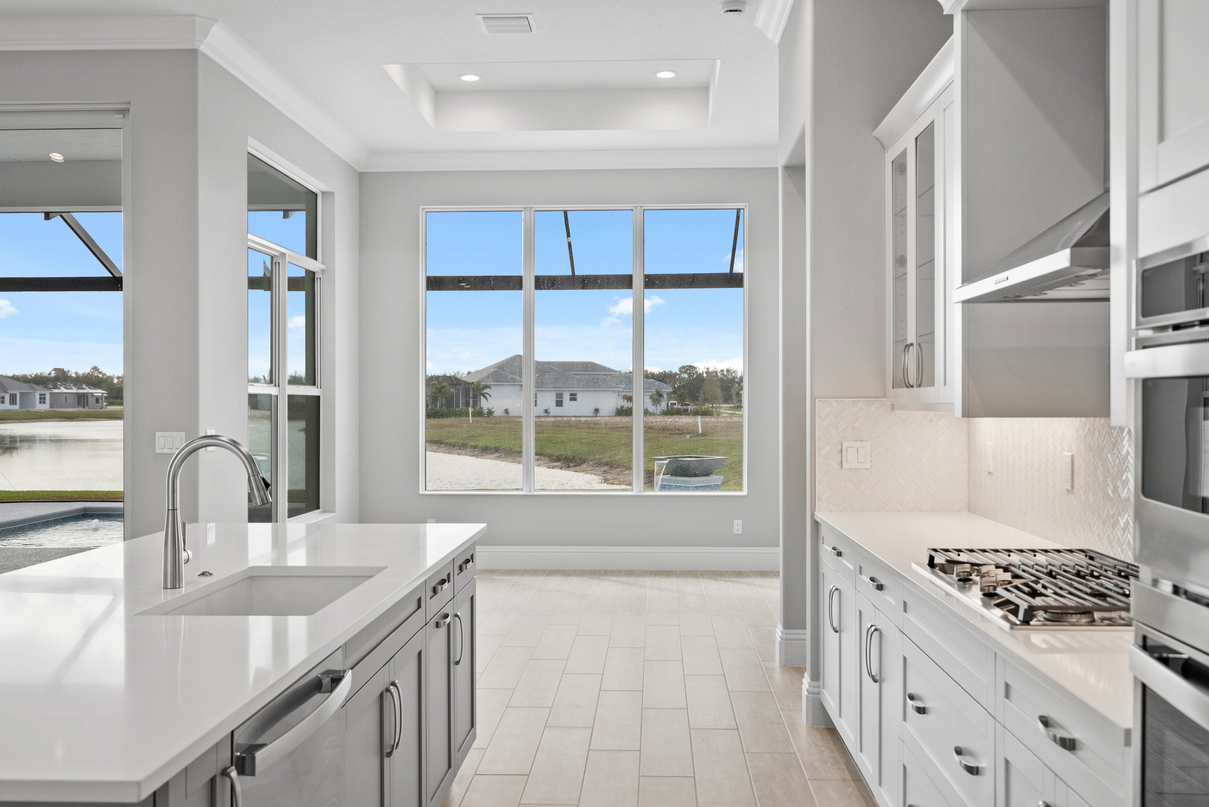 Kitchen & Dining Area| 9203 SW Pinnacle Pl