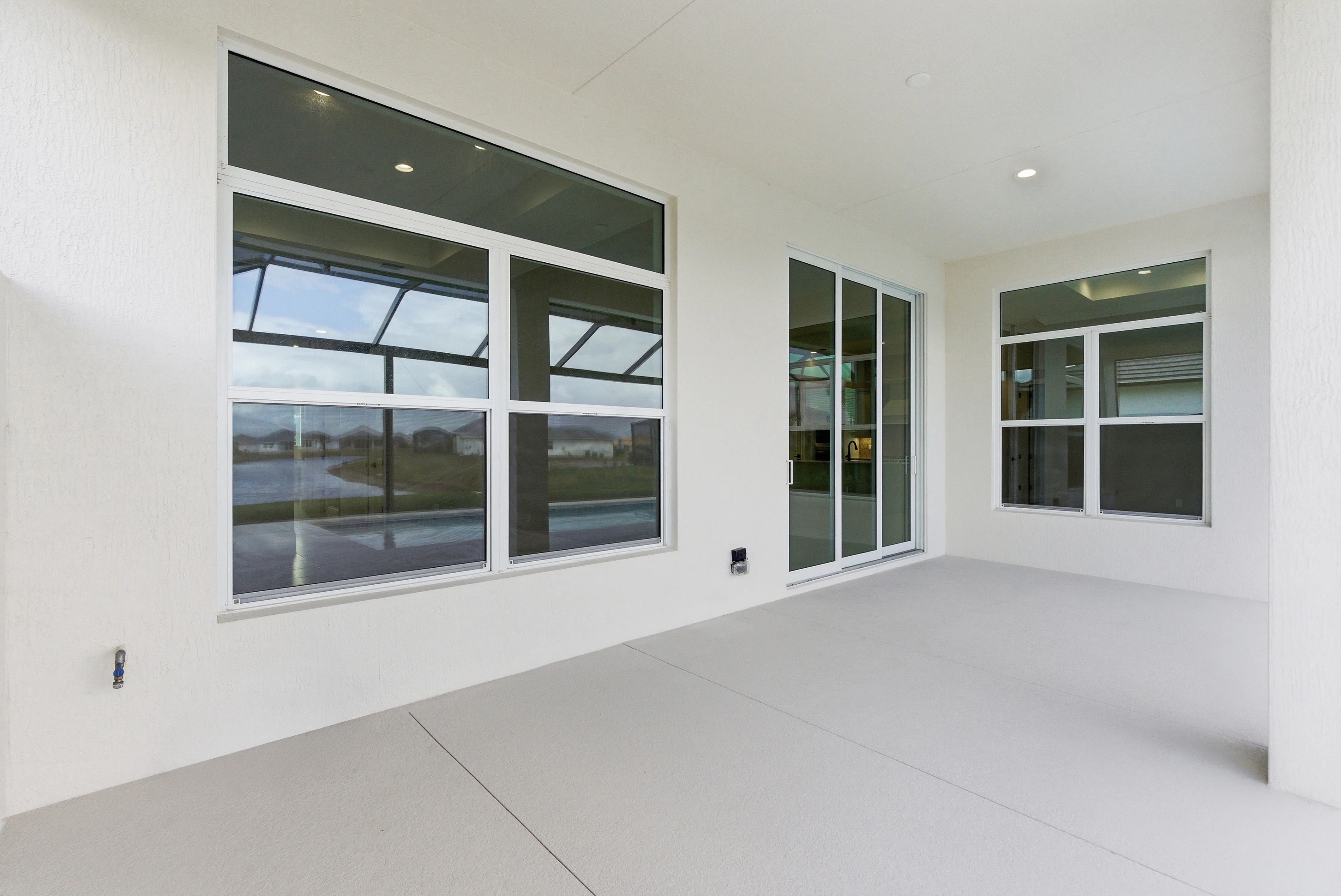 Lanai | 14252 SW Pinnacle Ct