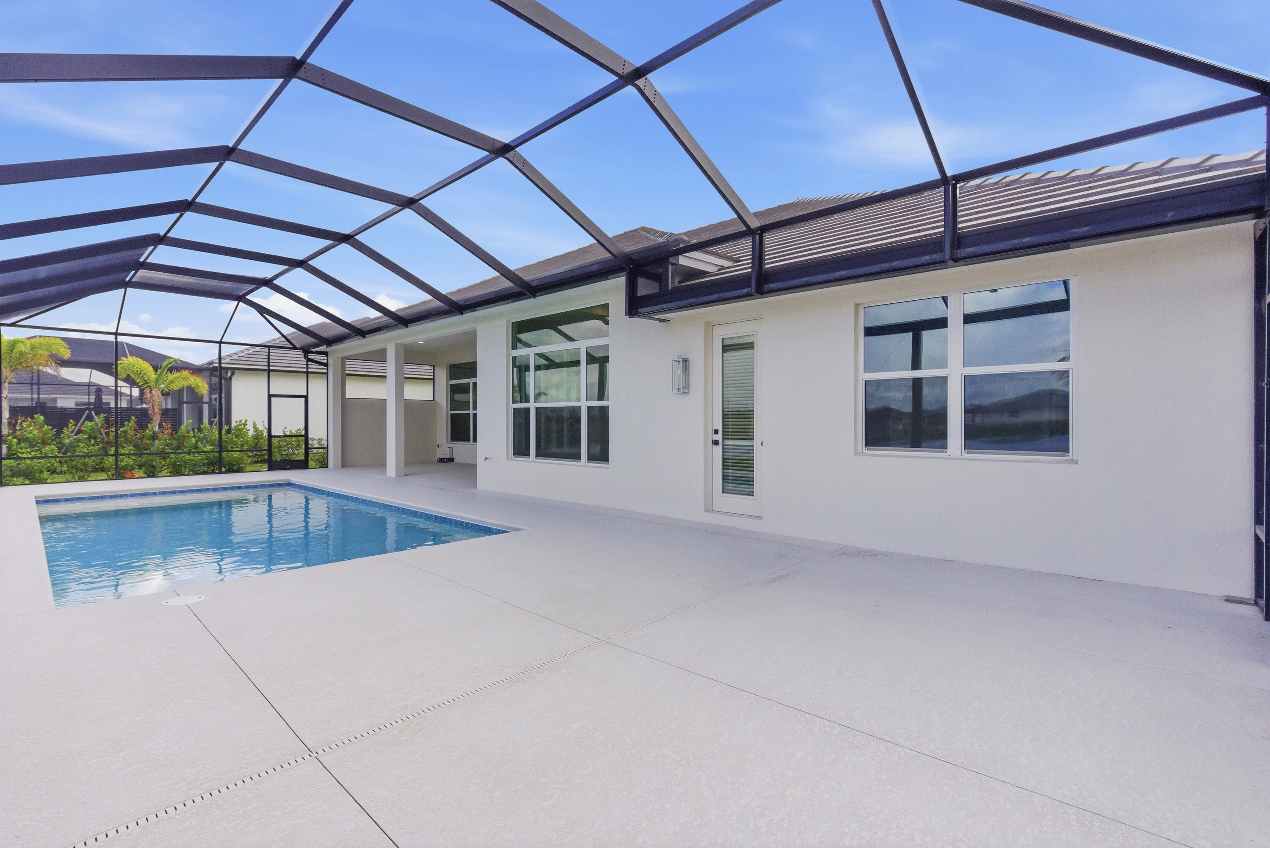 Pool and Rear Elevation | 14252 SW Pinnacle Ct