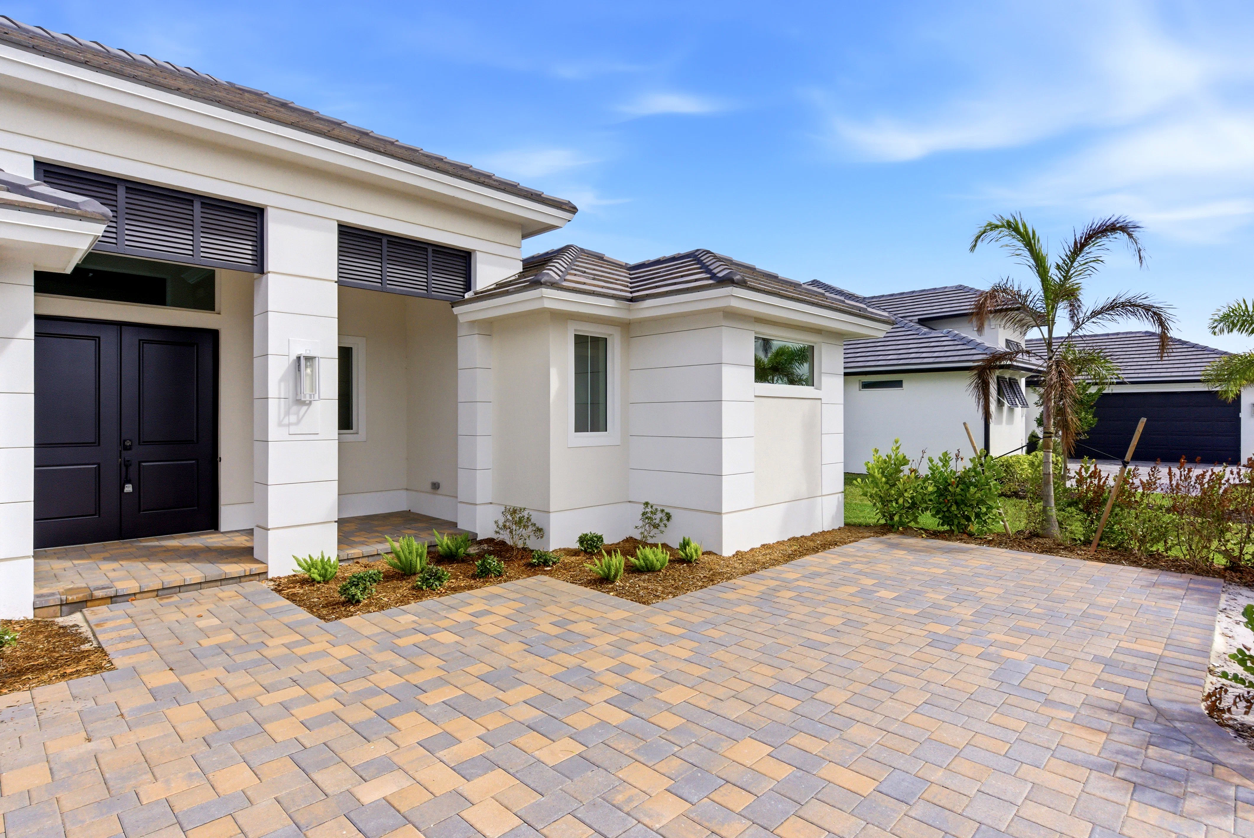 Front Elevation | 14252 SW Pinnacle Ct