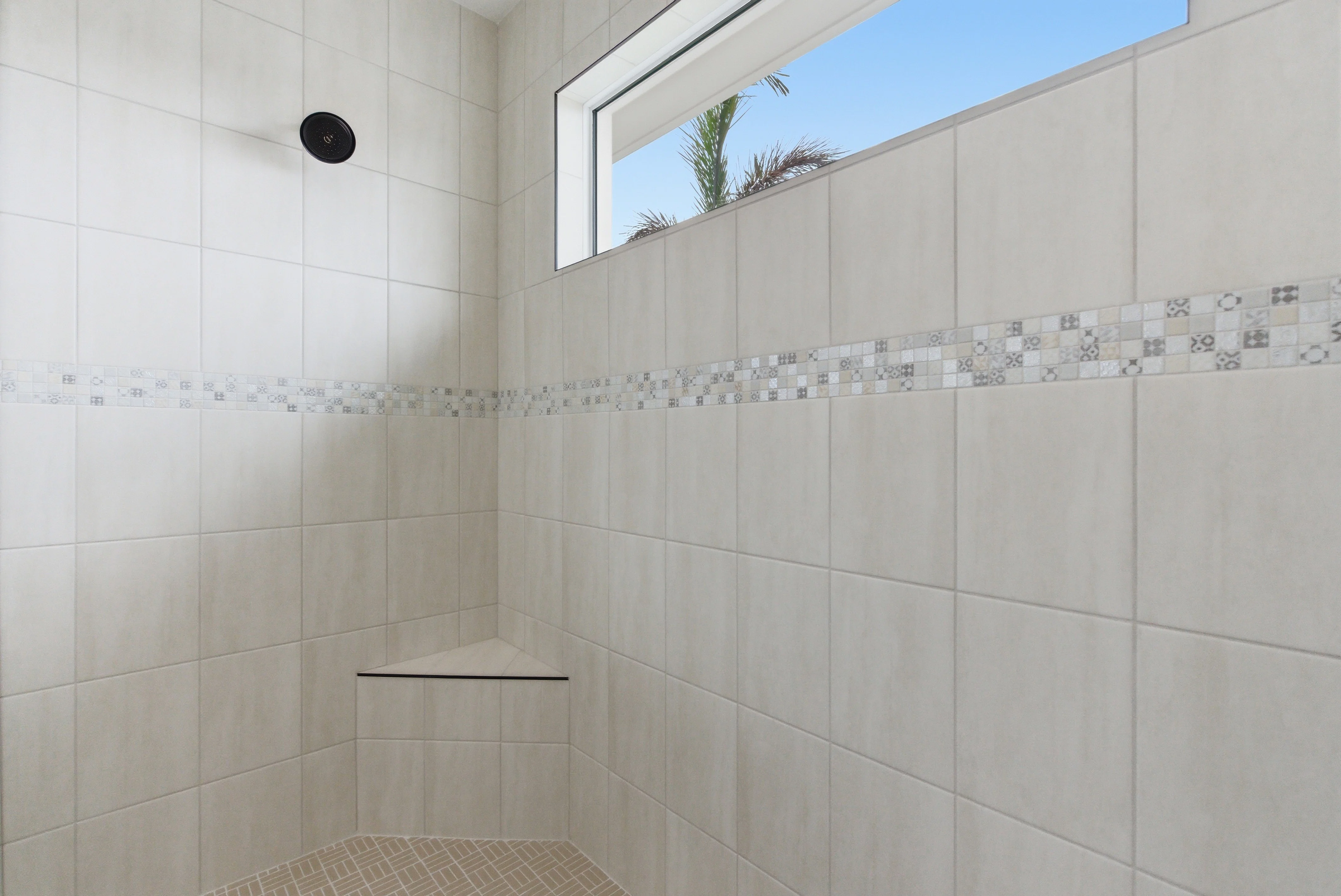 Master Bath Detail | 14252 SW Pinnacle Ct