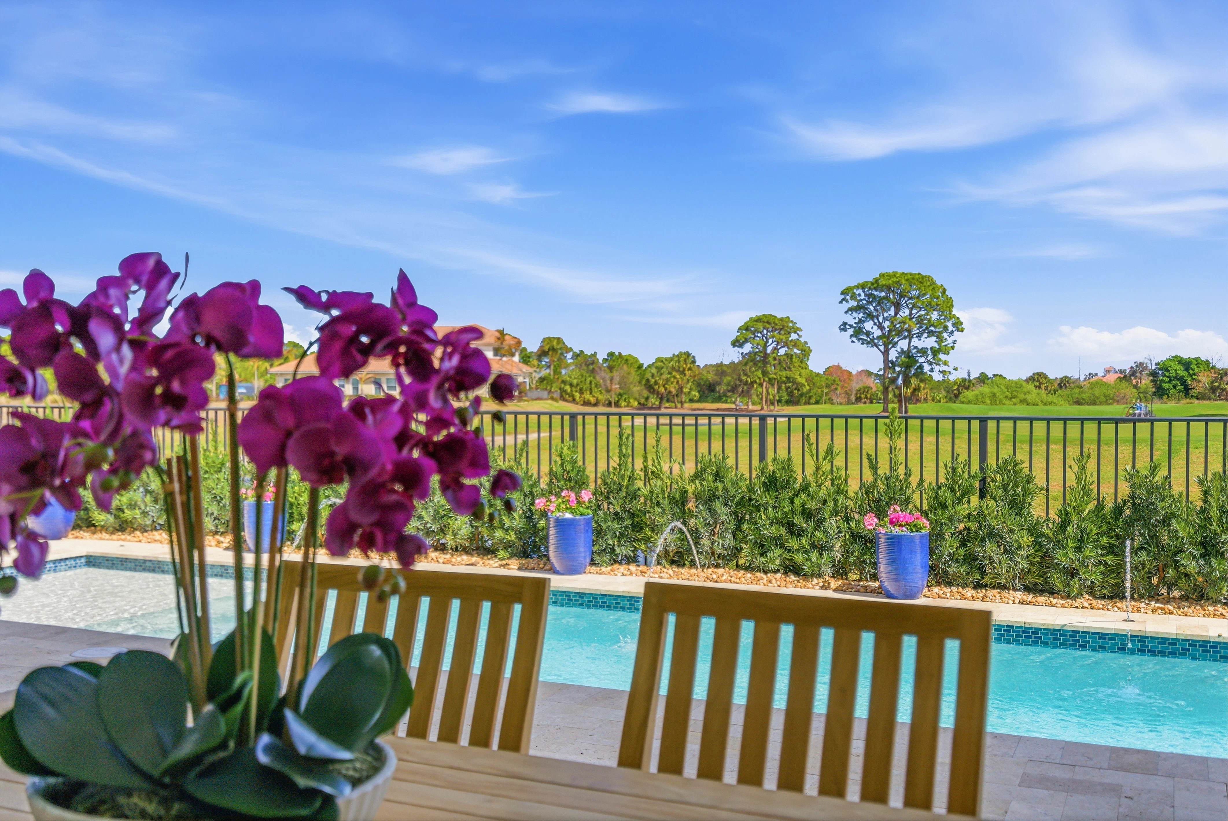 View | 109 SE Via Verona