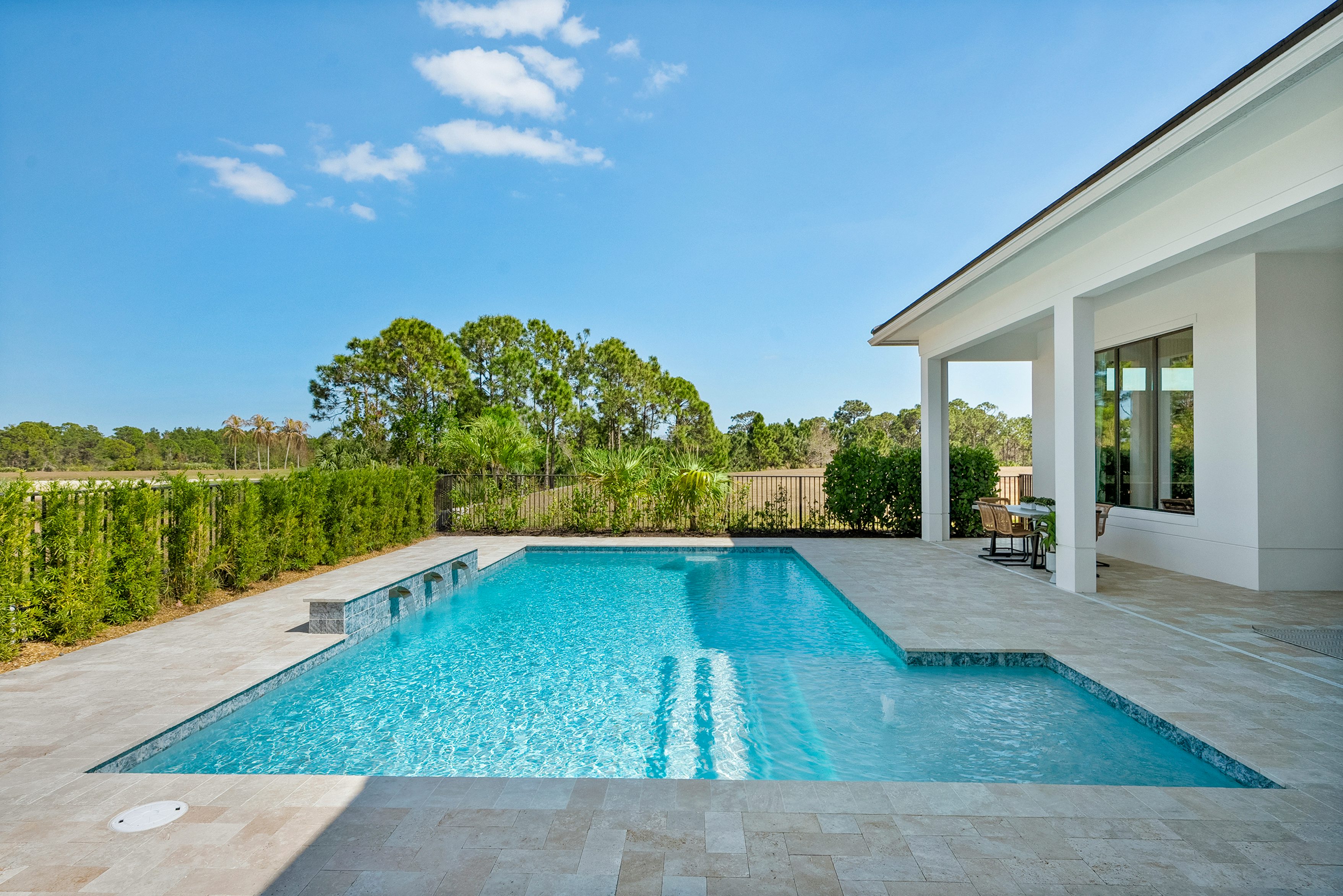 Pool | 170 SE Rio Angelica