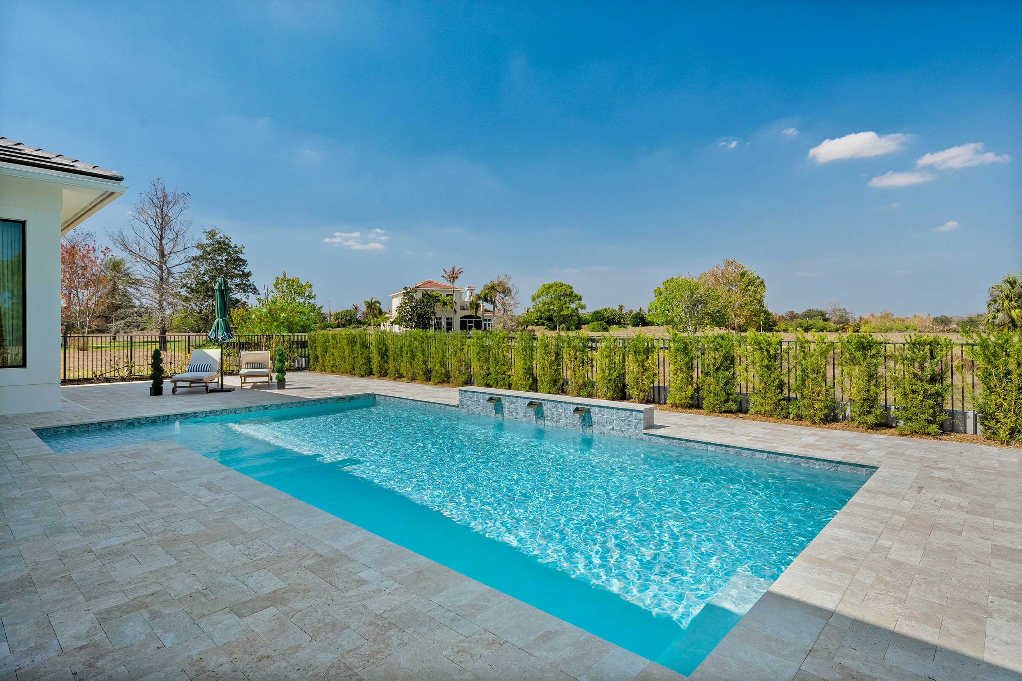 Pool | 170 SE Rio Angelica