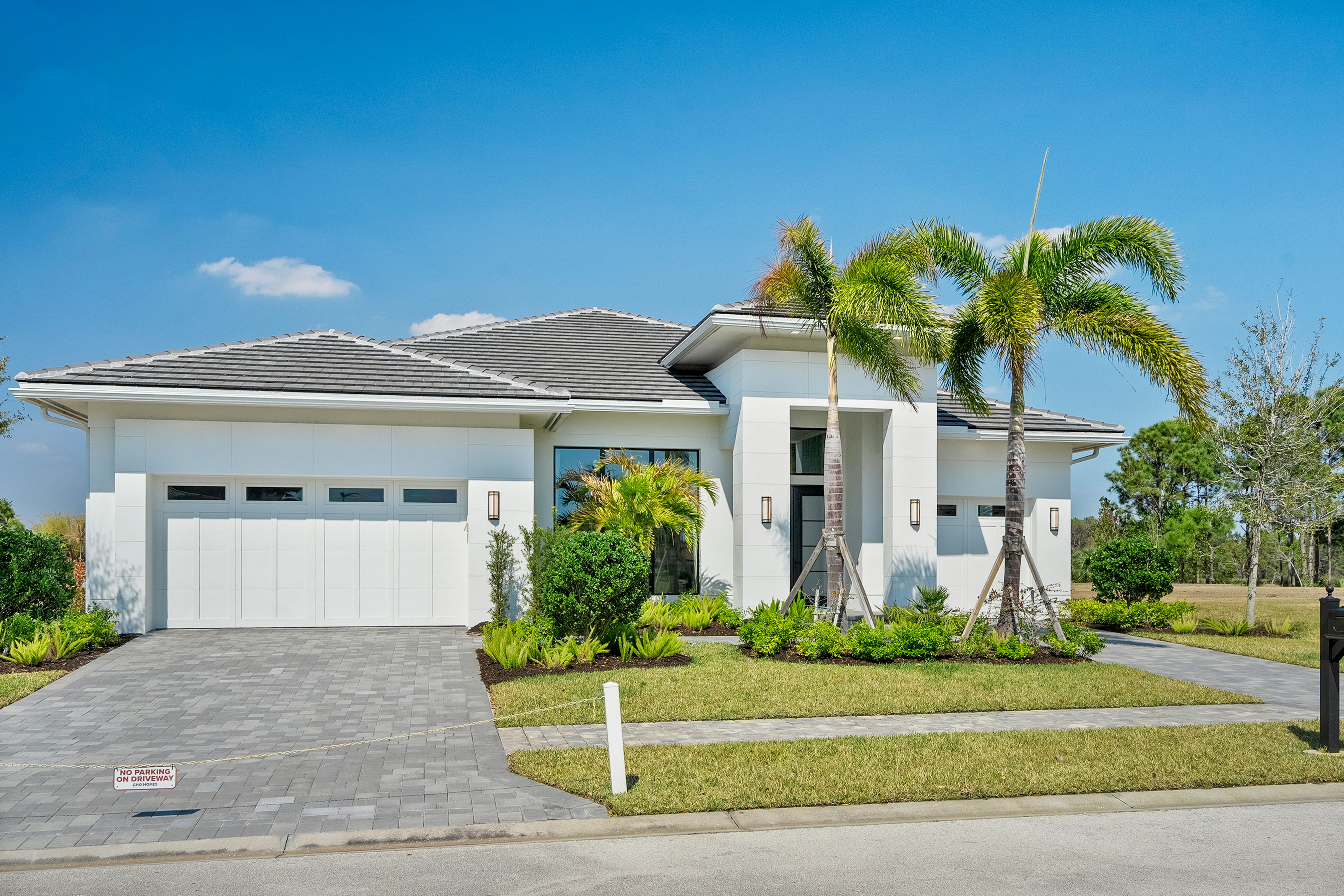 Front Elevation | 170 SE Rio Angelica