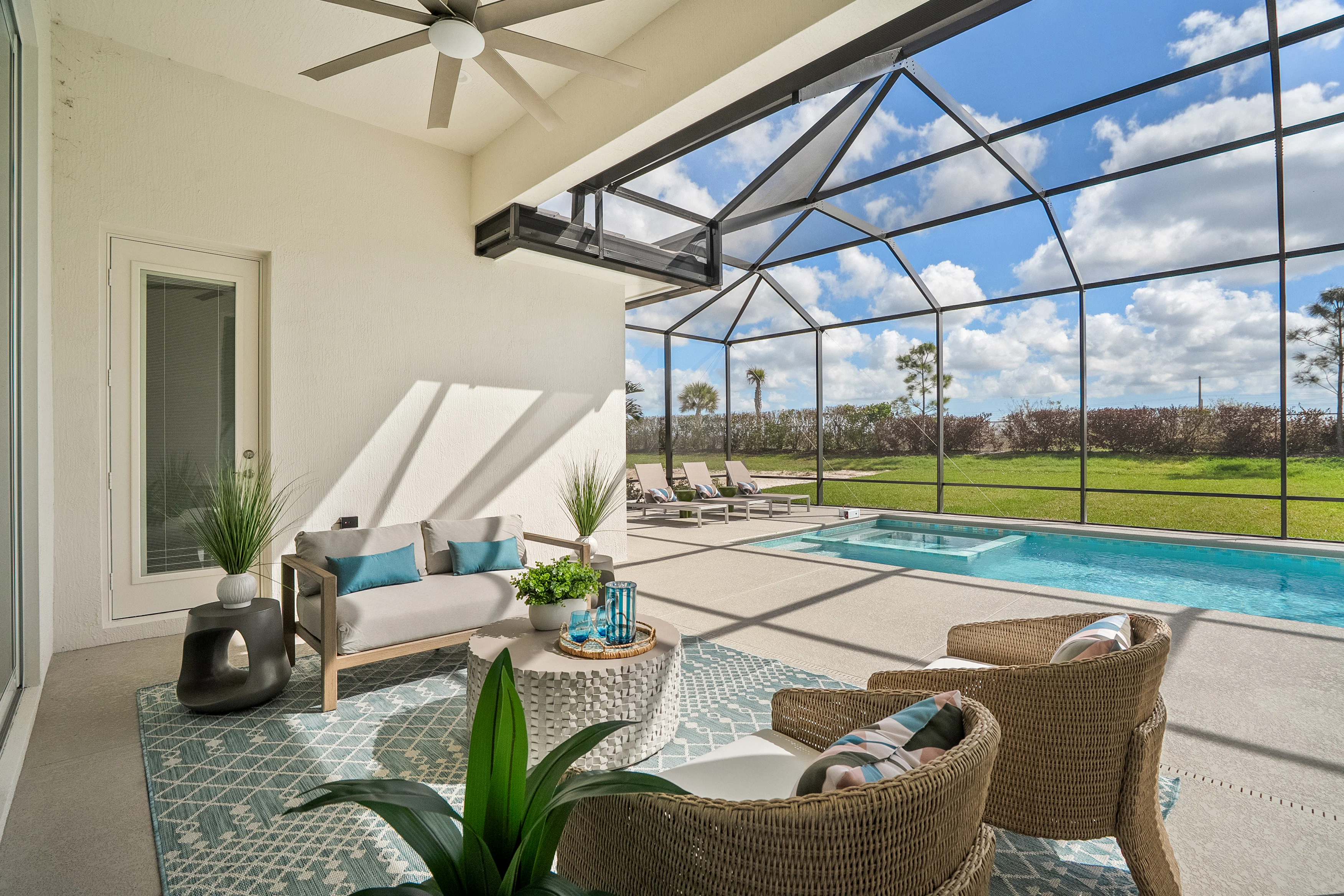 Lanai to Pool | Callie Model