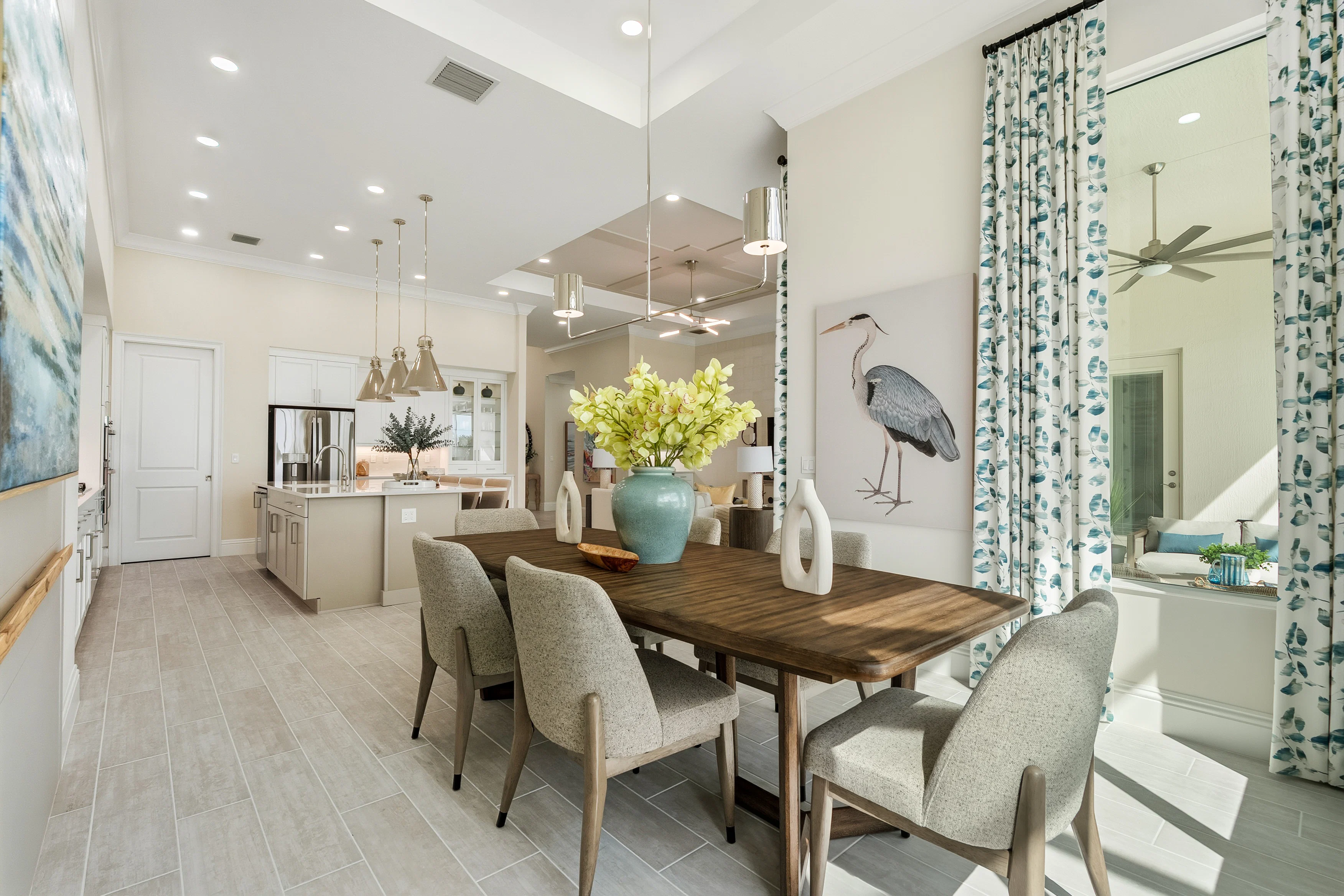 Dining to Kitchen | Callie Model