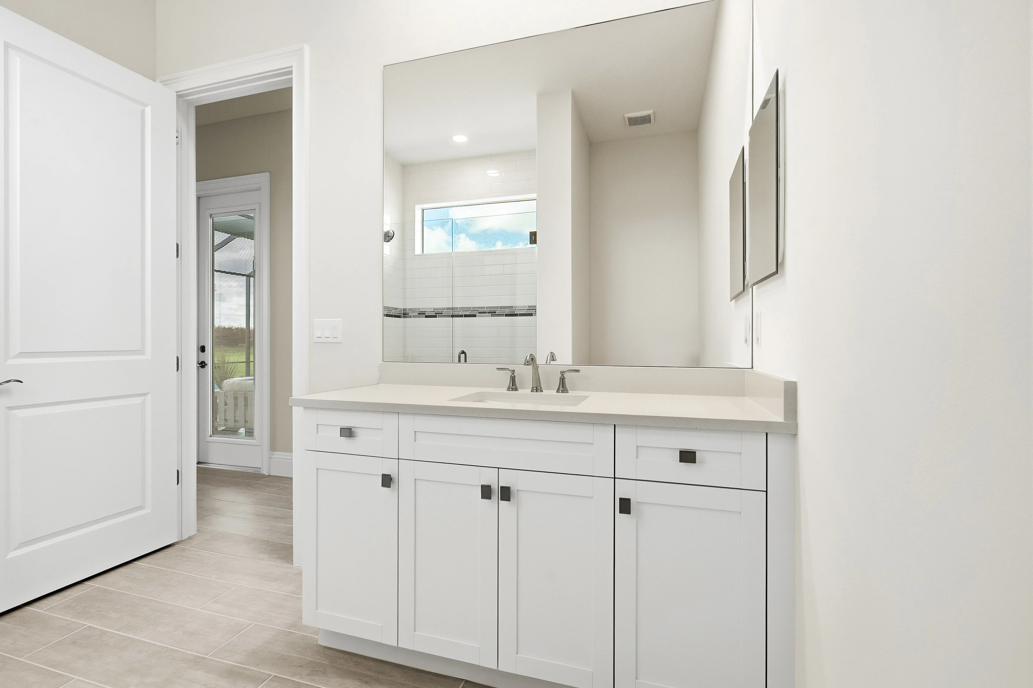 Bath 2 | Callie Model