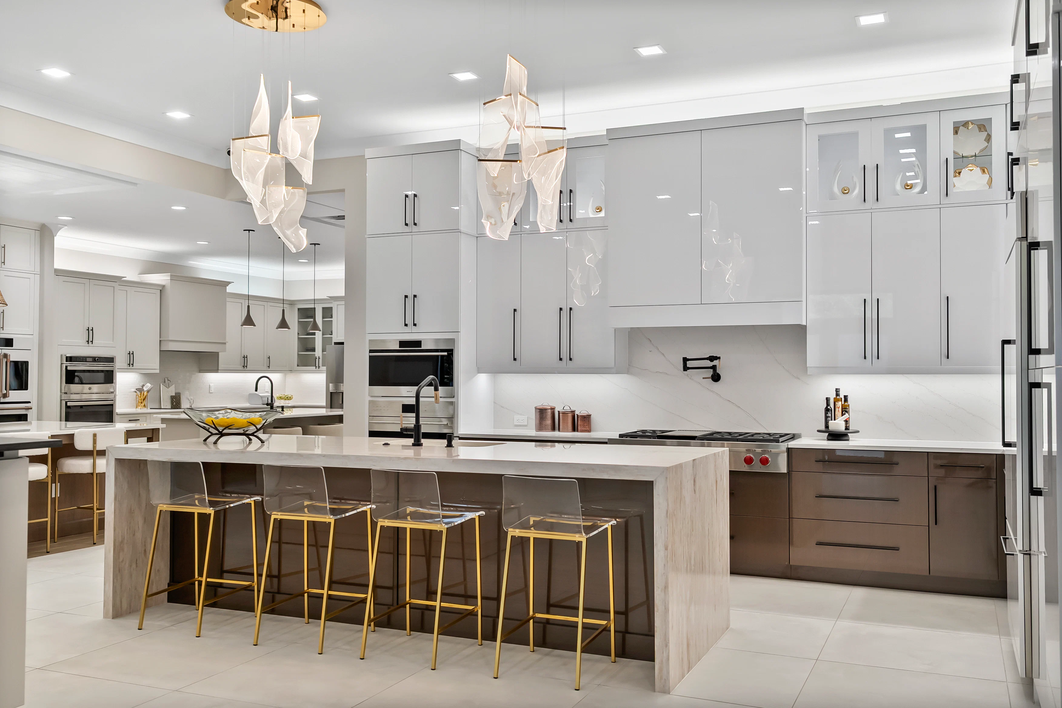 White High Gloss Kitchen | Design Studio