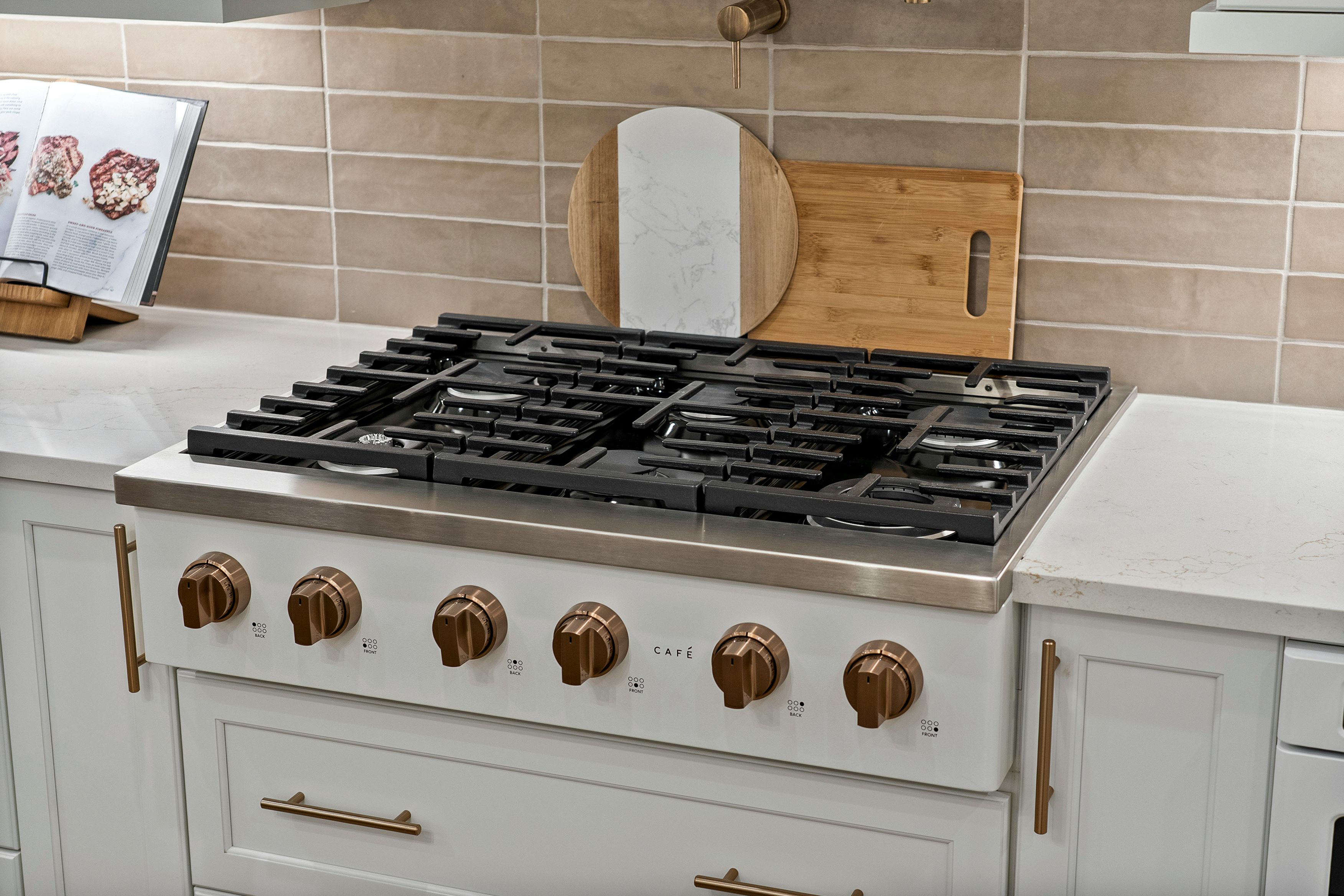 Cafe 5-Burner Gas Cooktop | Design Studio