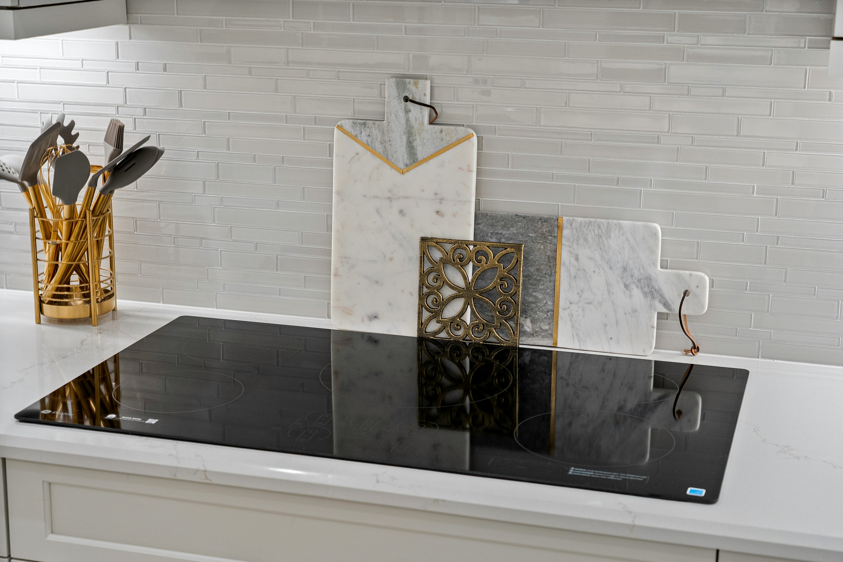 Flat Glass 5 Burner Cooktop | Design Studio