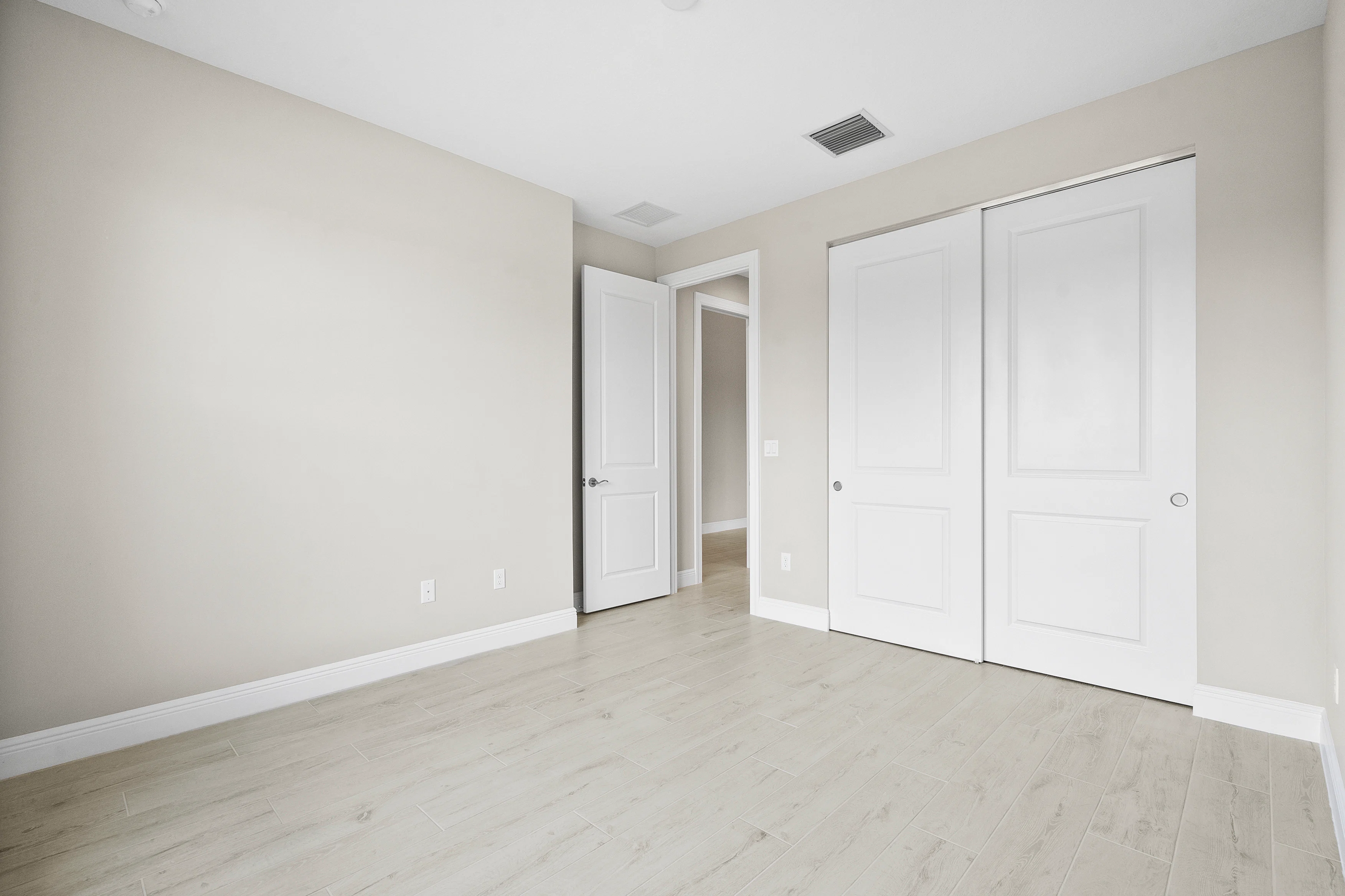 Bedroom 3 | 6414 High Pointe Circle