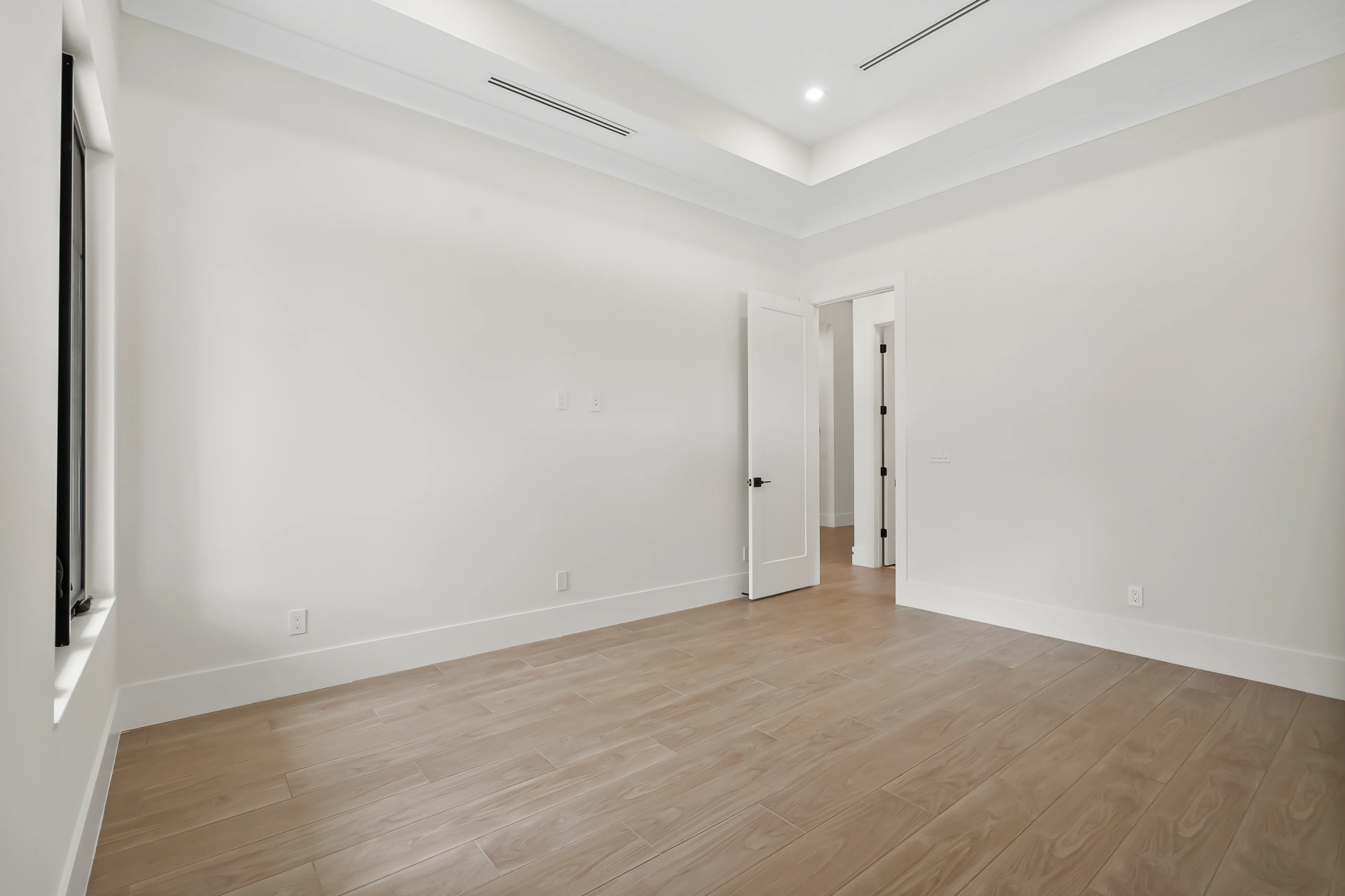 Den | 9160 Seaglass Ct