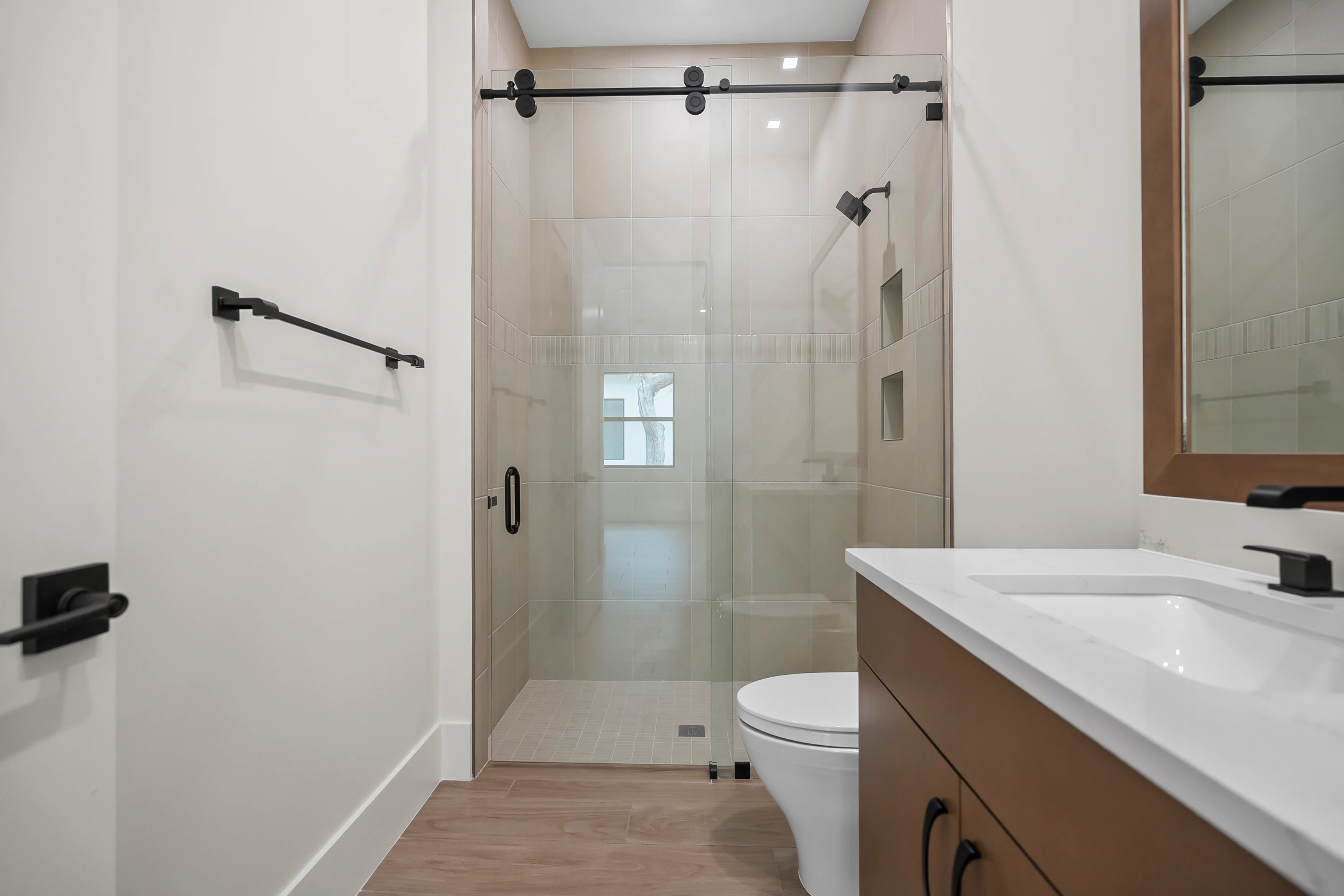 Bath 2 | 9160 Seaglass Ct