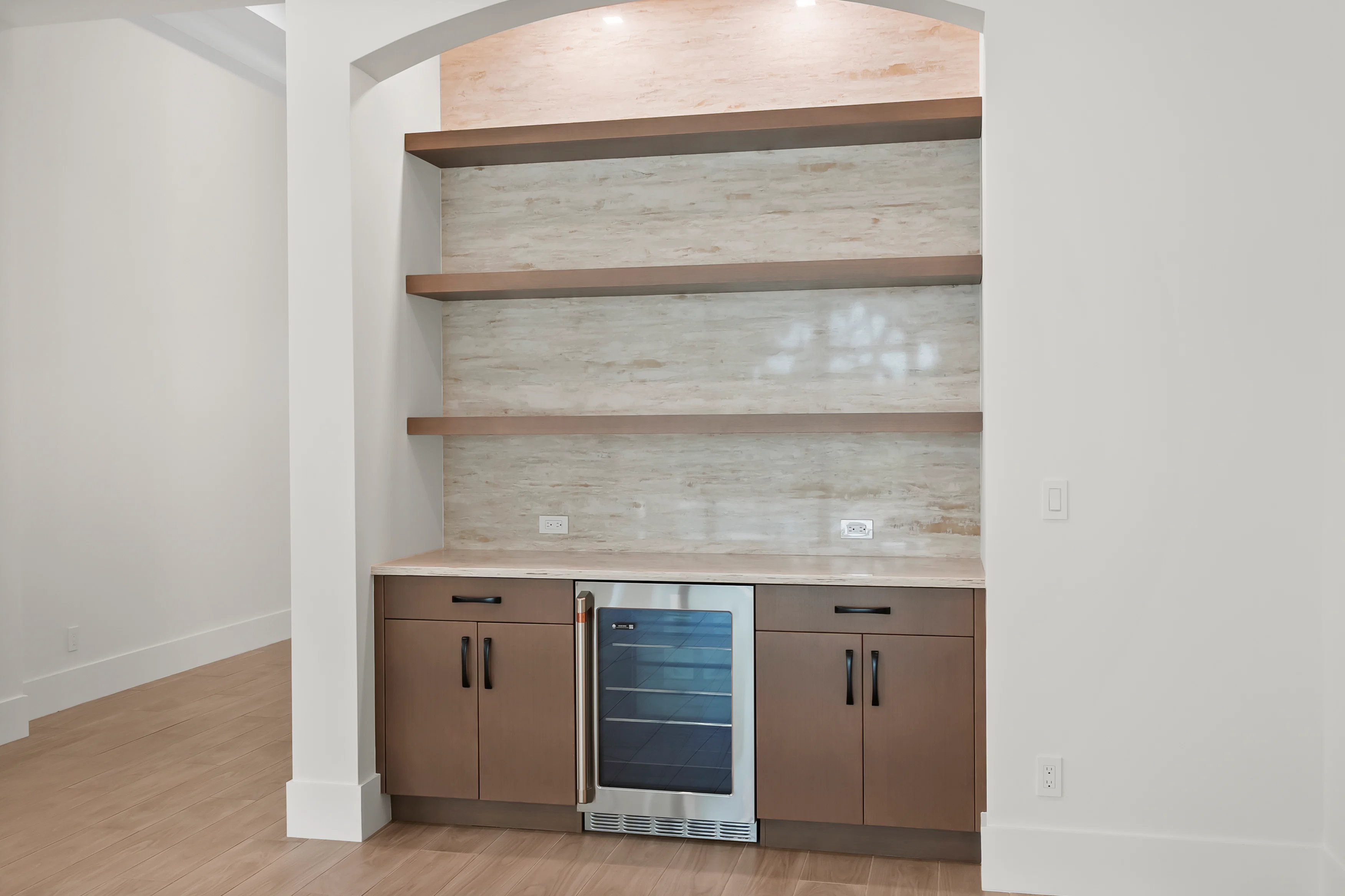 Bar in Great Room | 9160 Seaglass Ct
