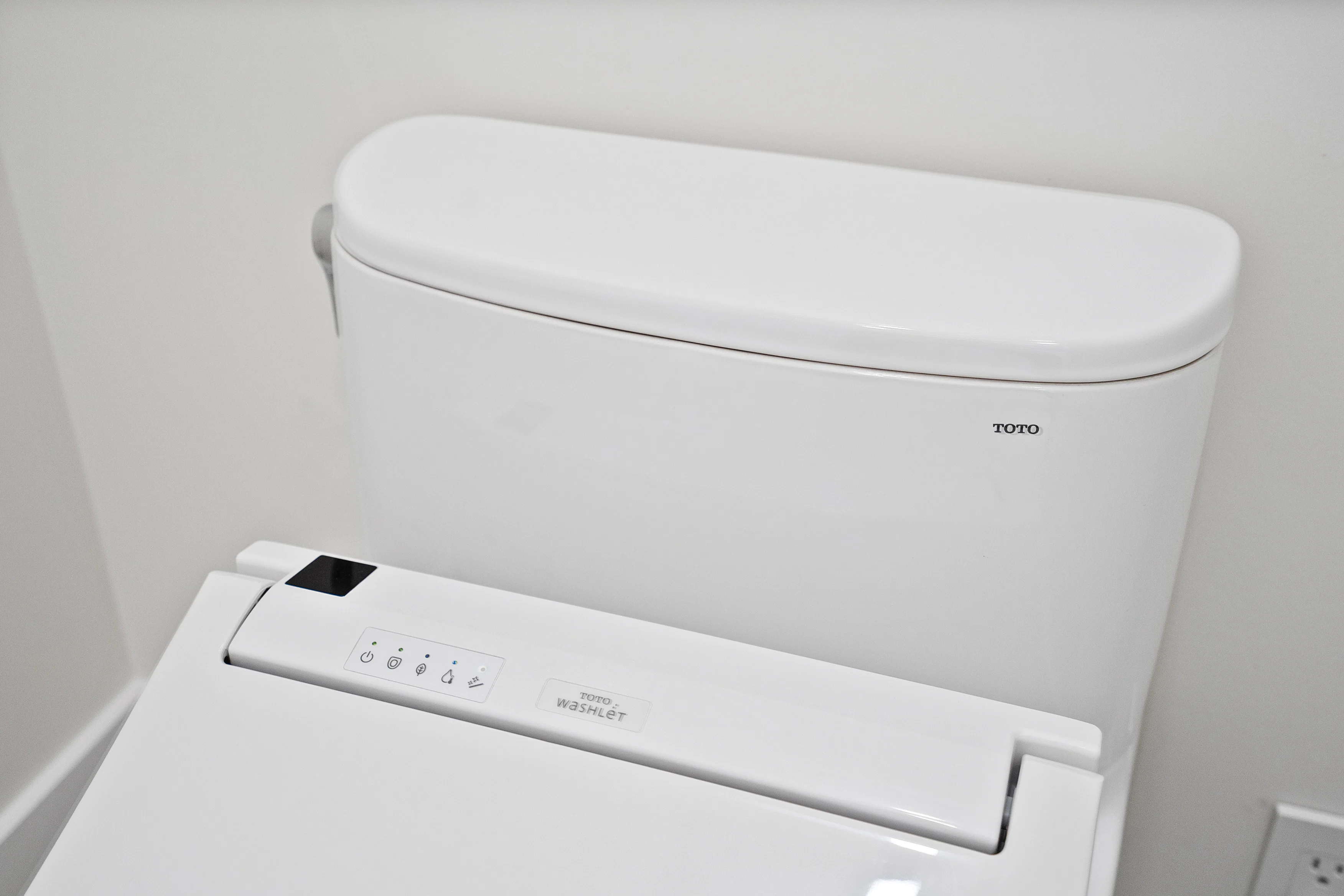 Master Bath Toto Toilet | 9160 Seaglass Ct