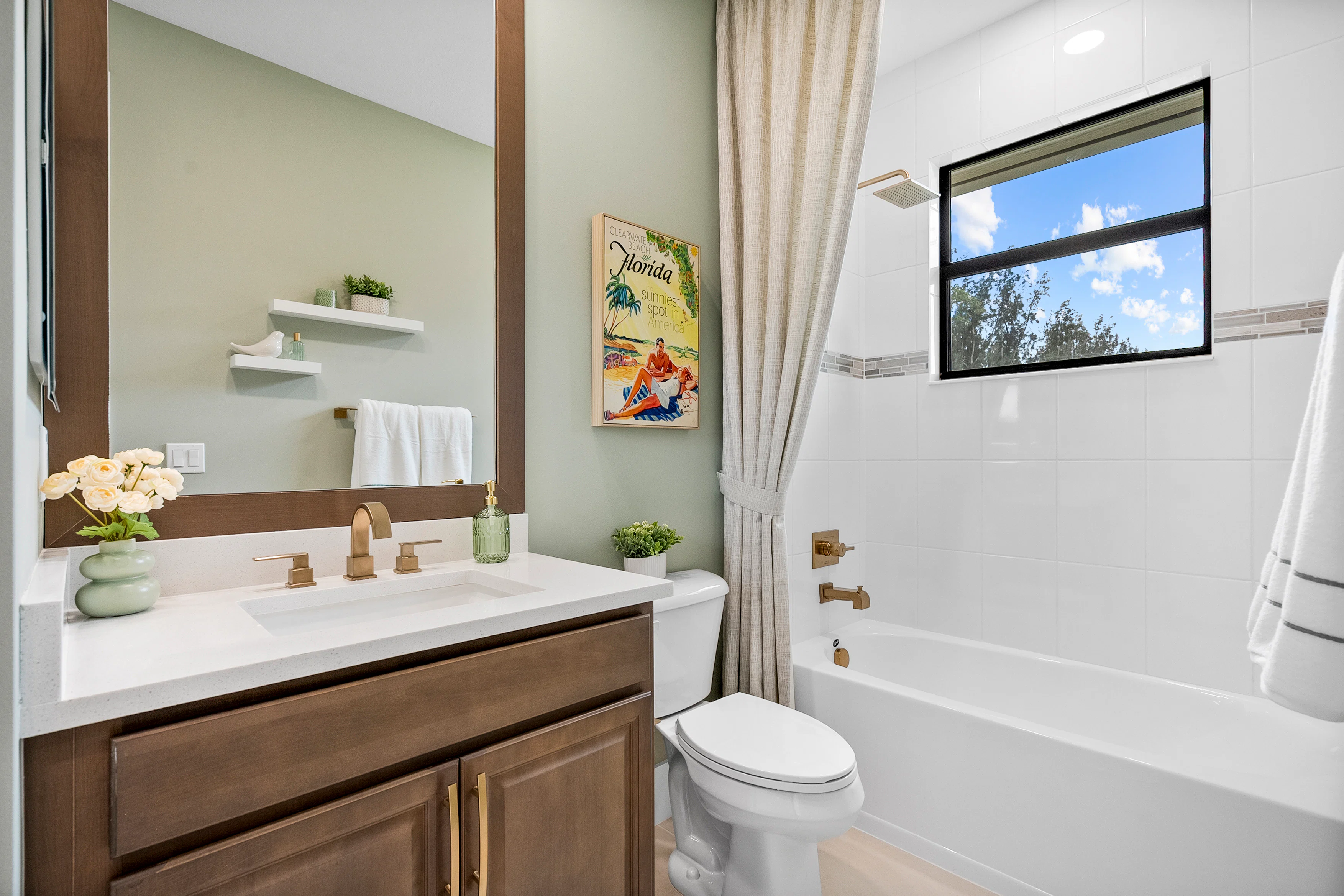 Bath 3 | Irvine Grande