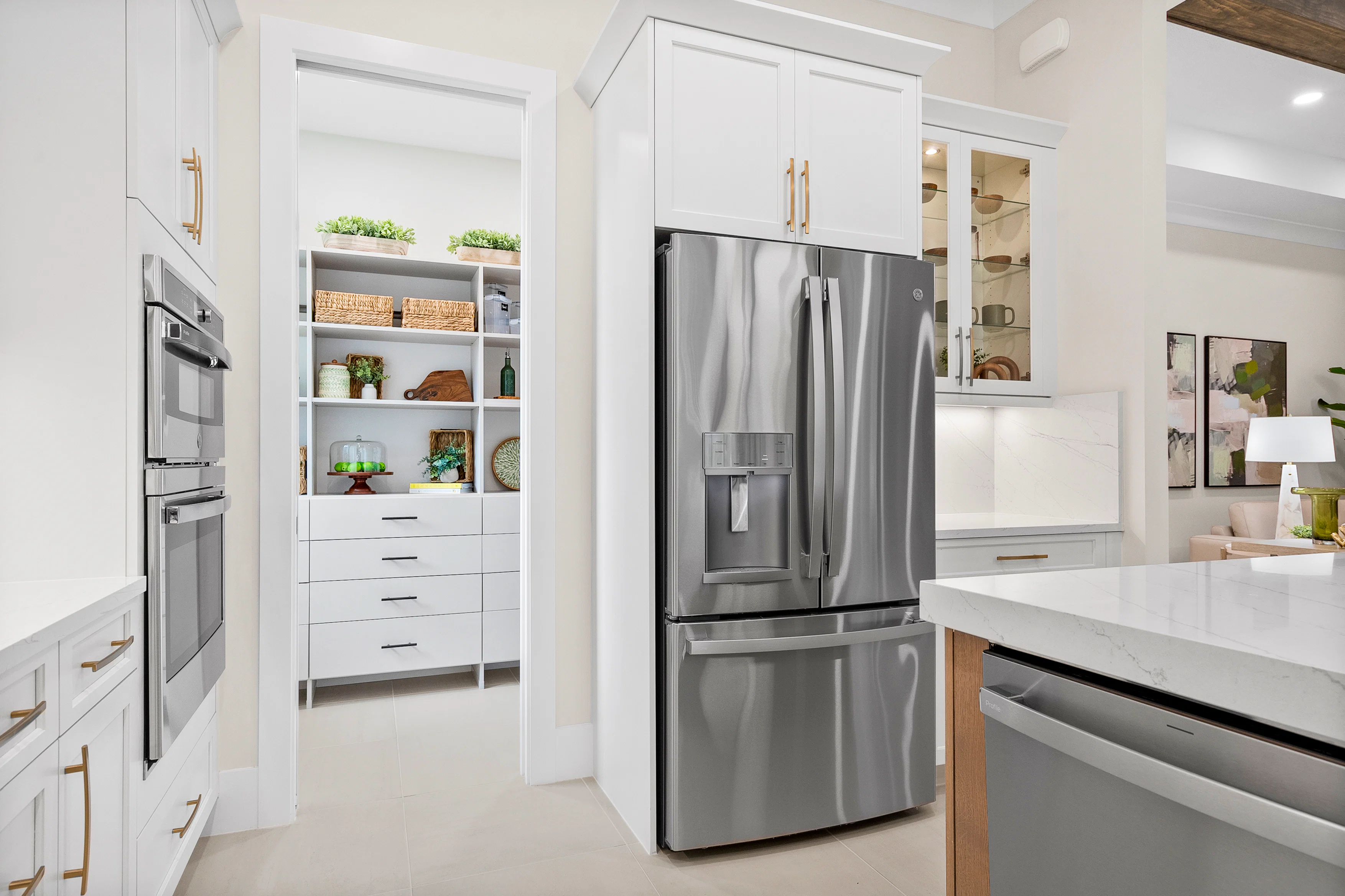 Kitchen | Irvine Grande