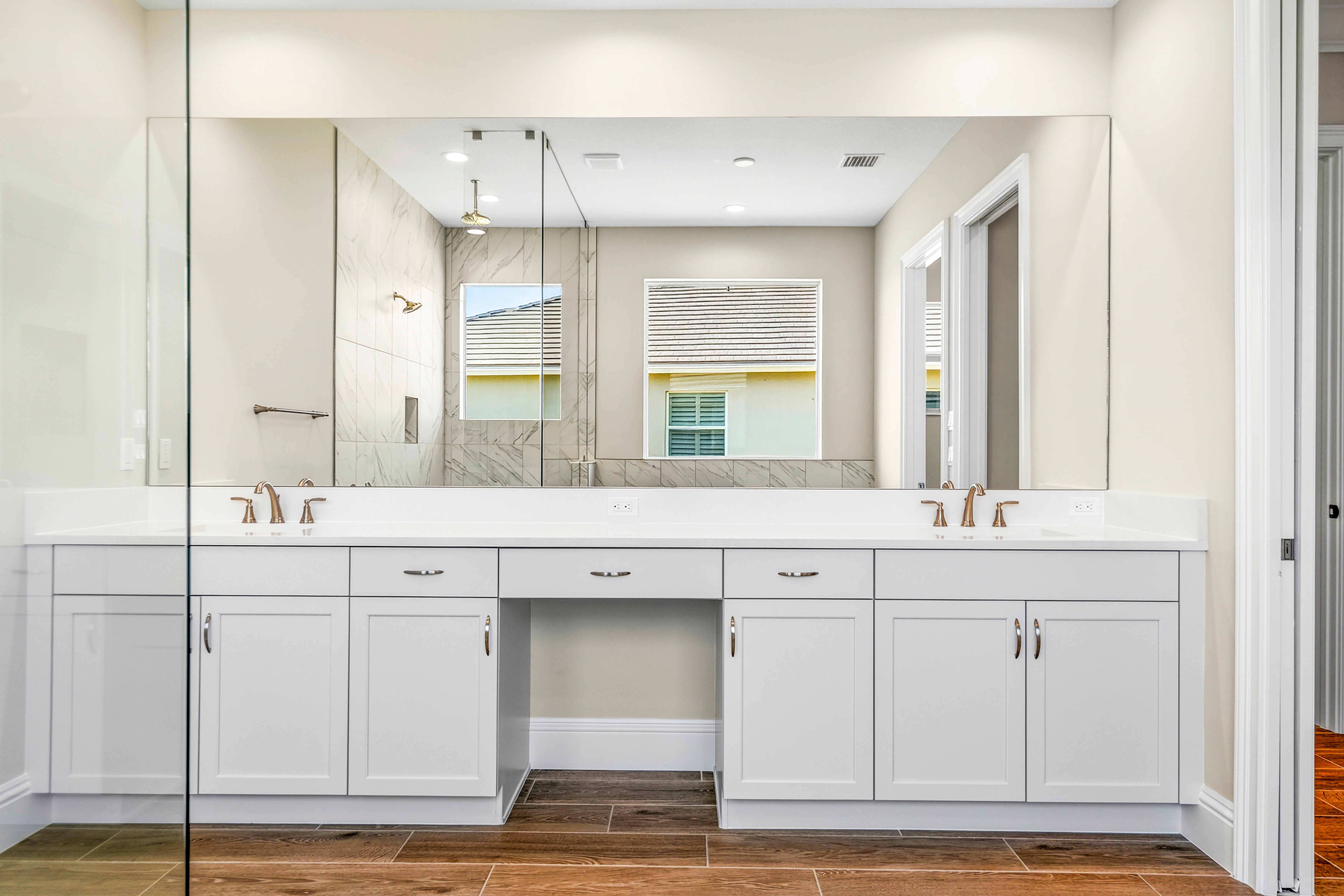 Master Bath Split Vanity | 14322 SW Belterra Drive