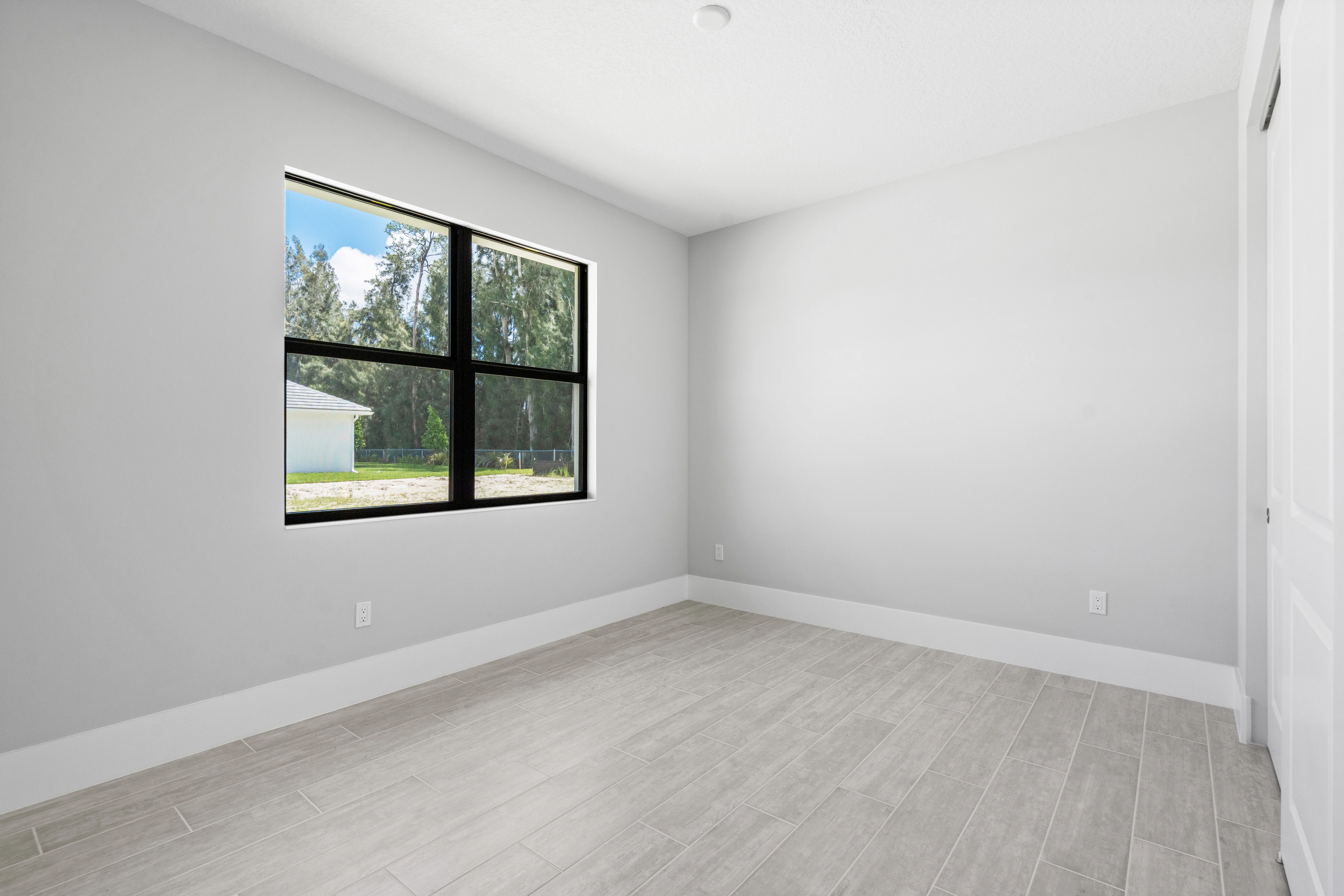 Bedroom 3 | 692 Ravens Landing Drive