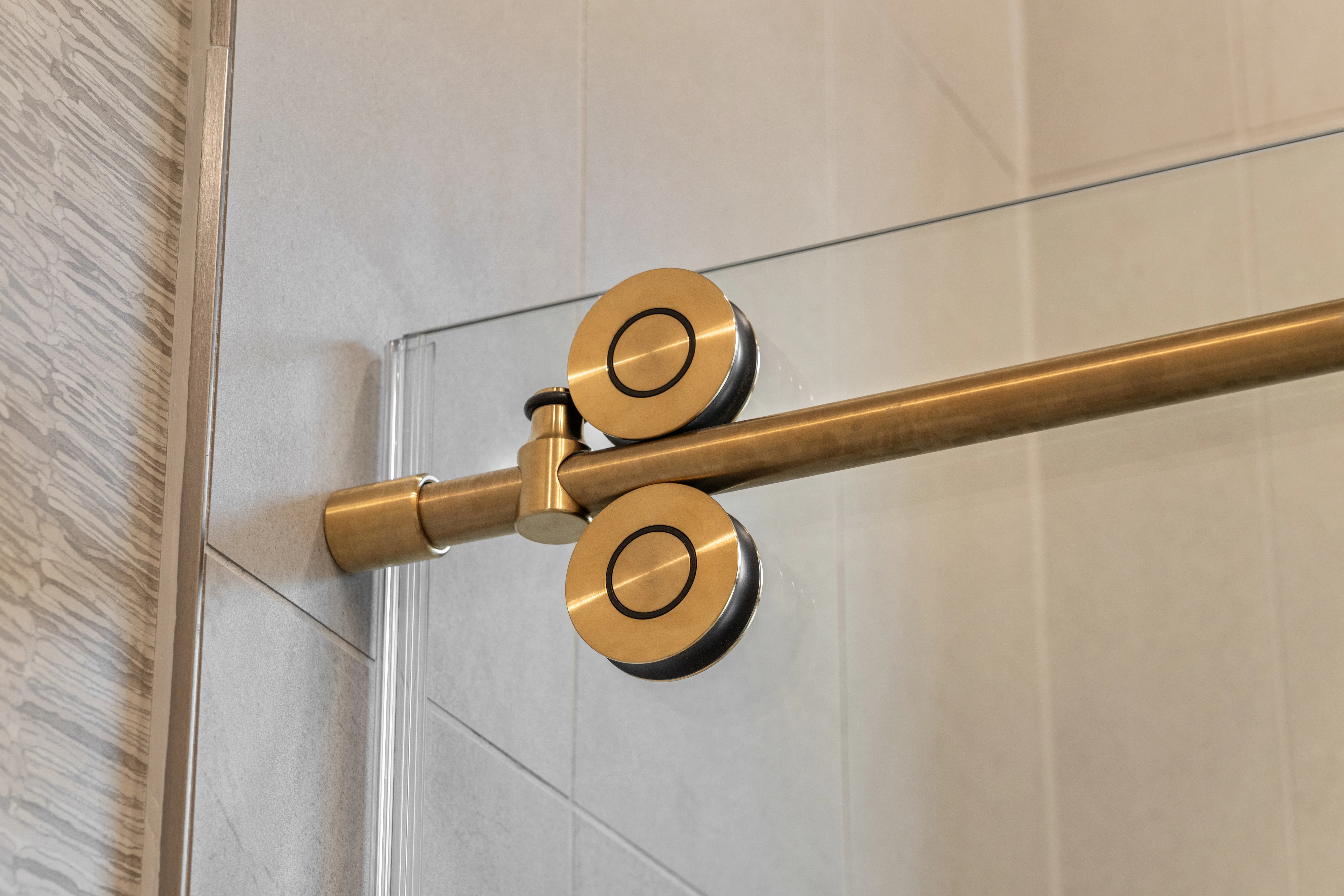 Secondary Bath Shower Door Detail | 9241 Seaglass Ct