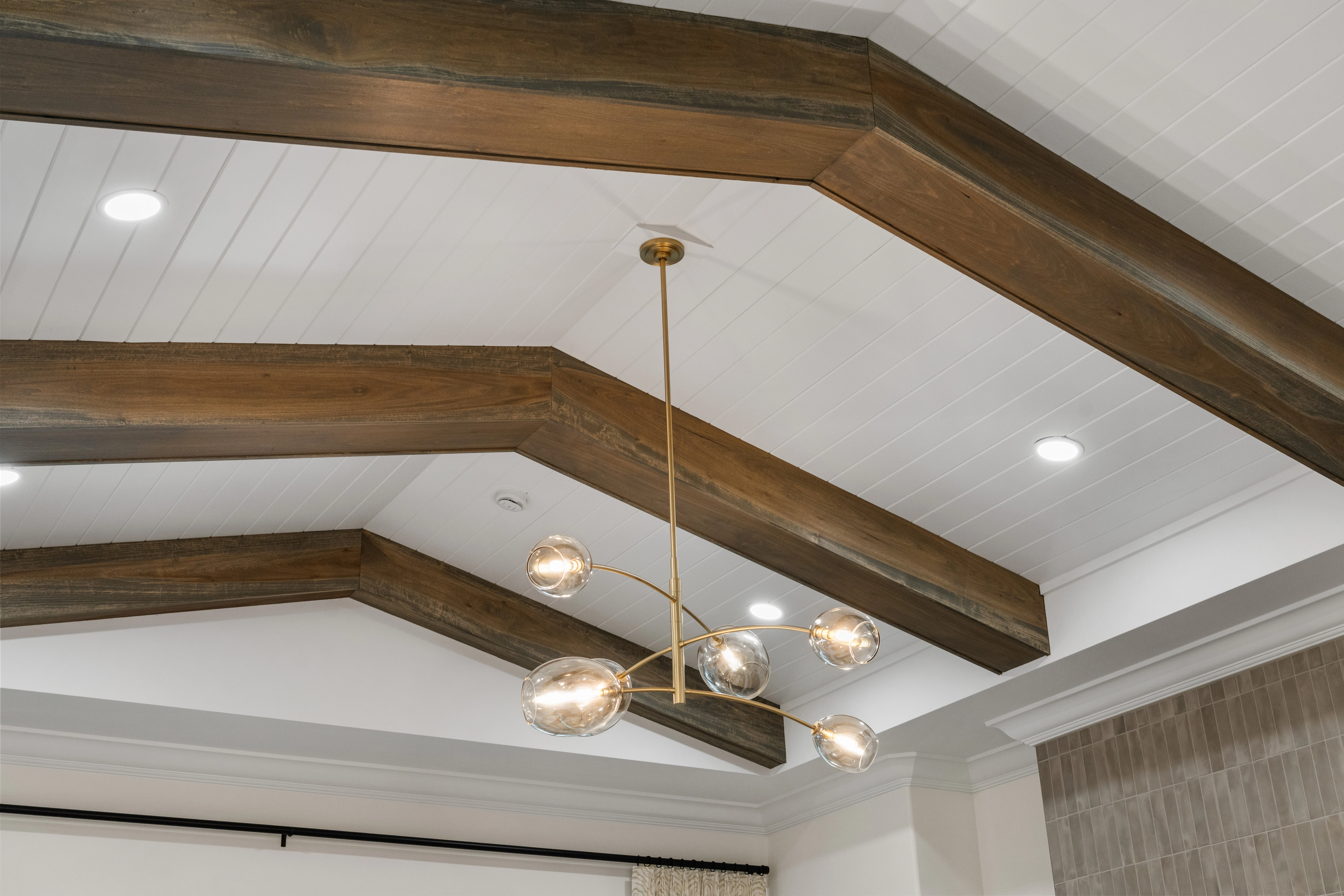 Great Room Ceiling Detail | 9241 Seaglass Ct