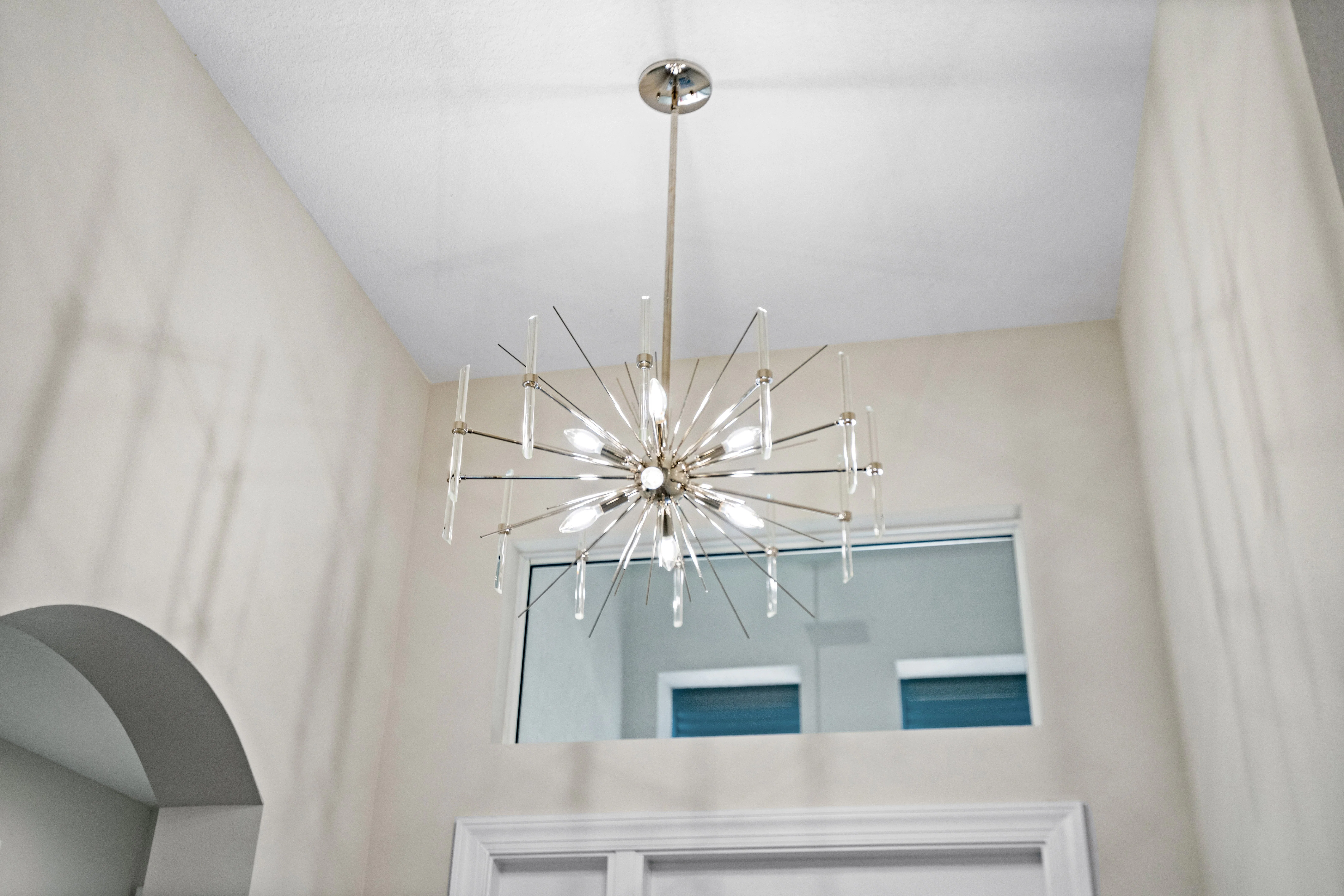 Foyer with Lights | 12501 SW Sunrise Lake Terrace