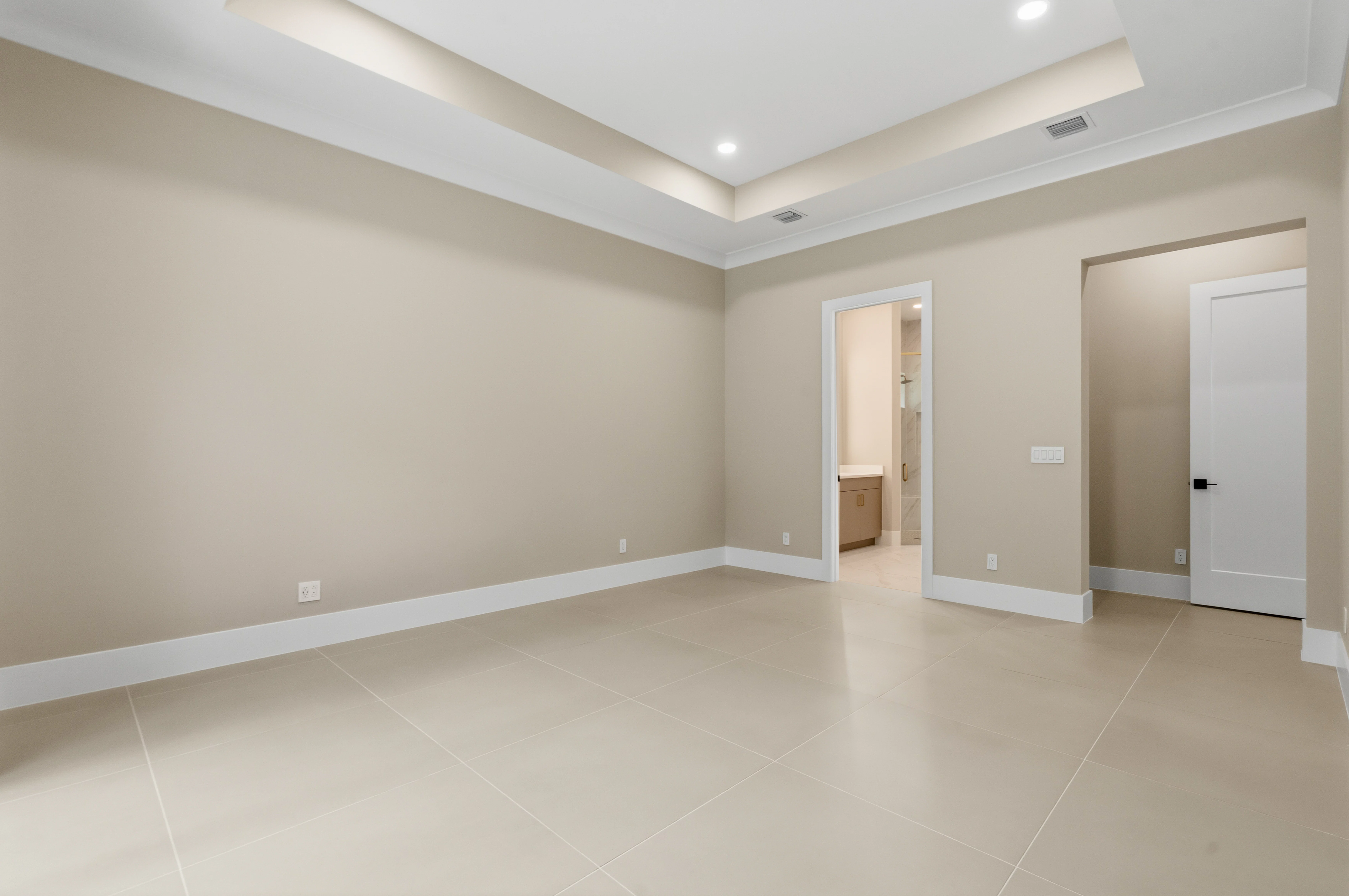 Master Suite | 9108 Seaglass Ct
