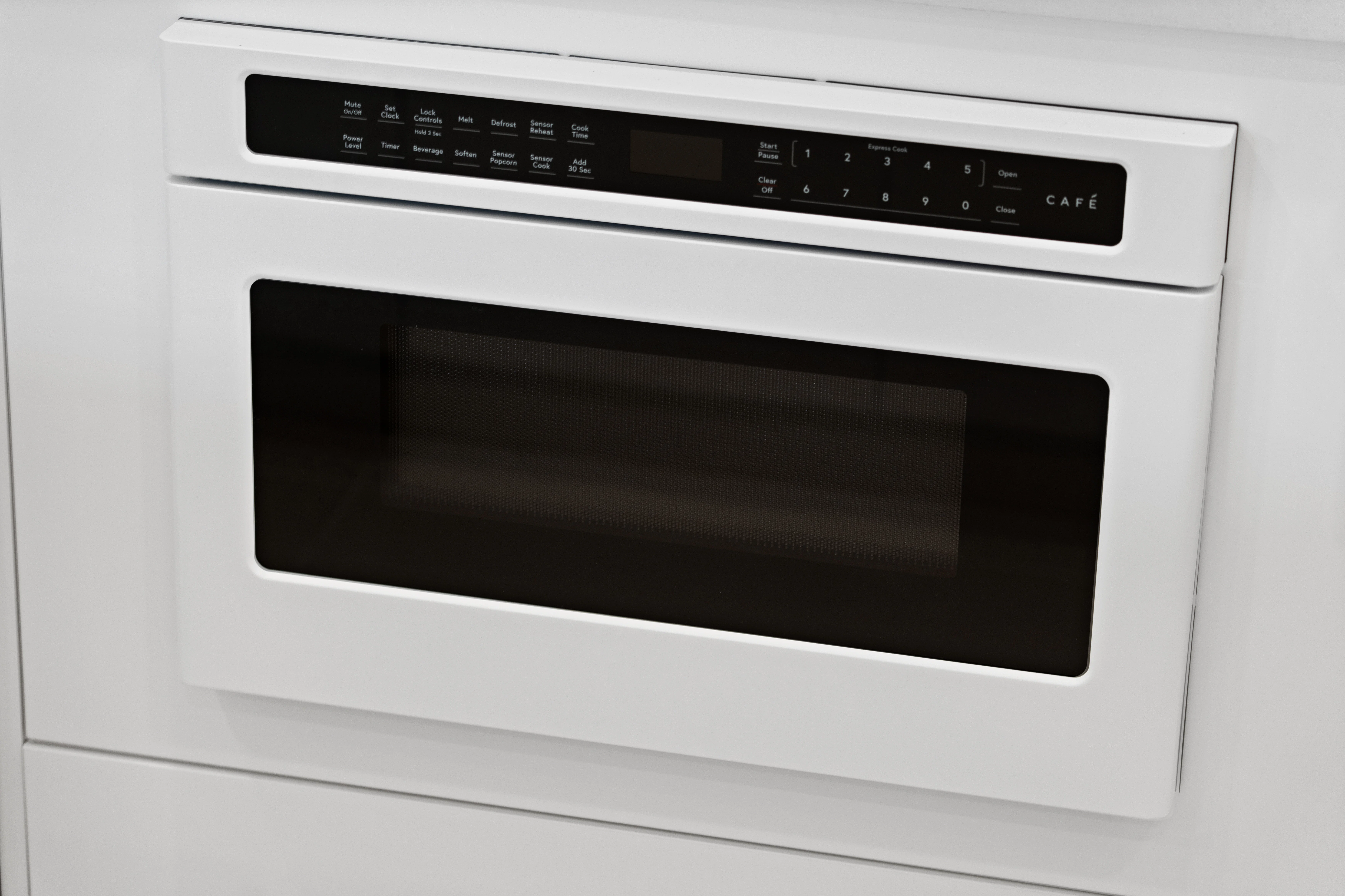 Kitchen Detail | 9108 Seaglass Ct