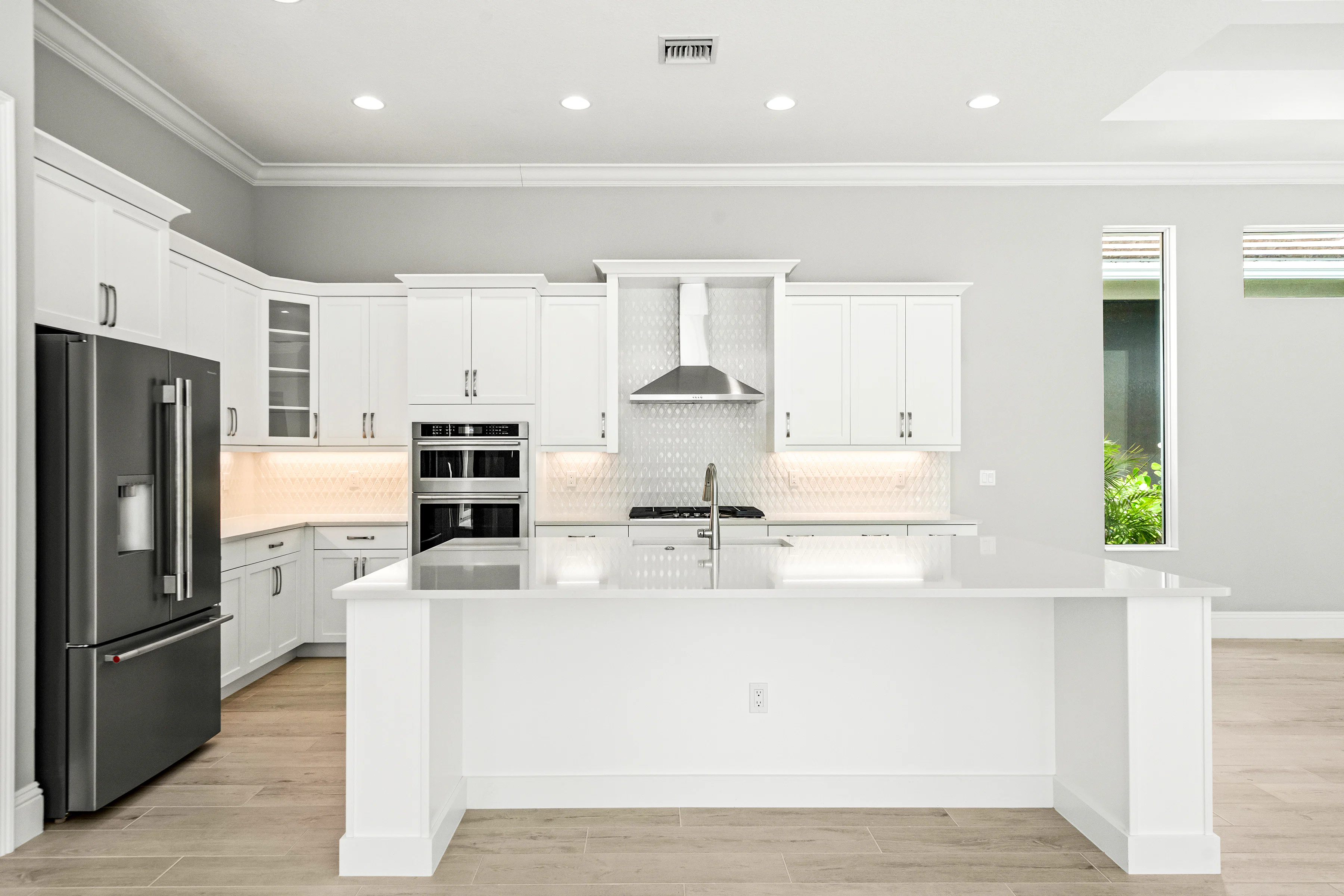 Kitchen | 4133 Lucaya Pointe Way