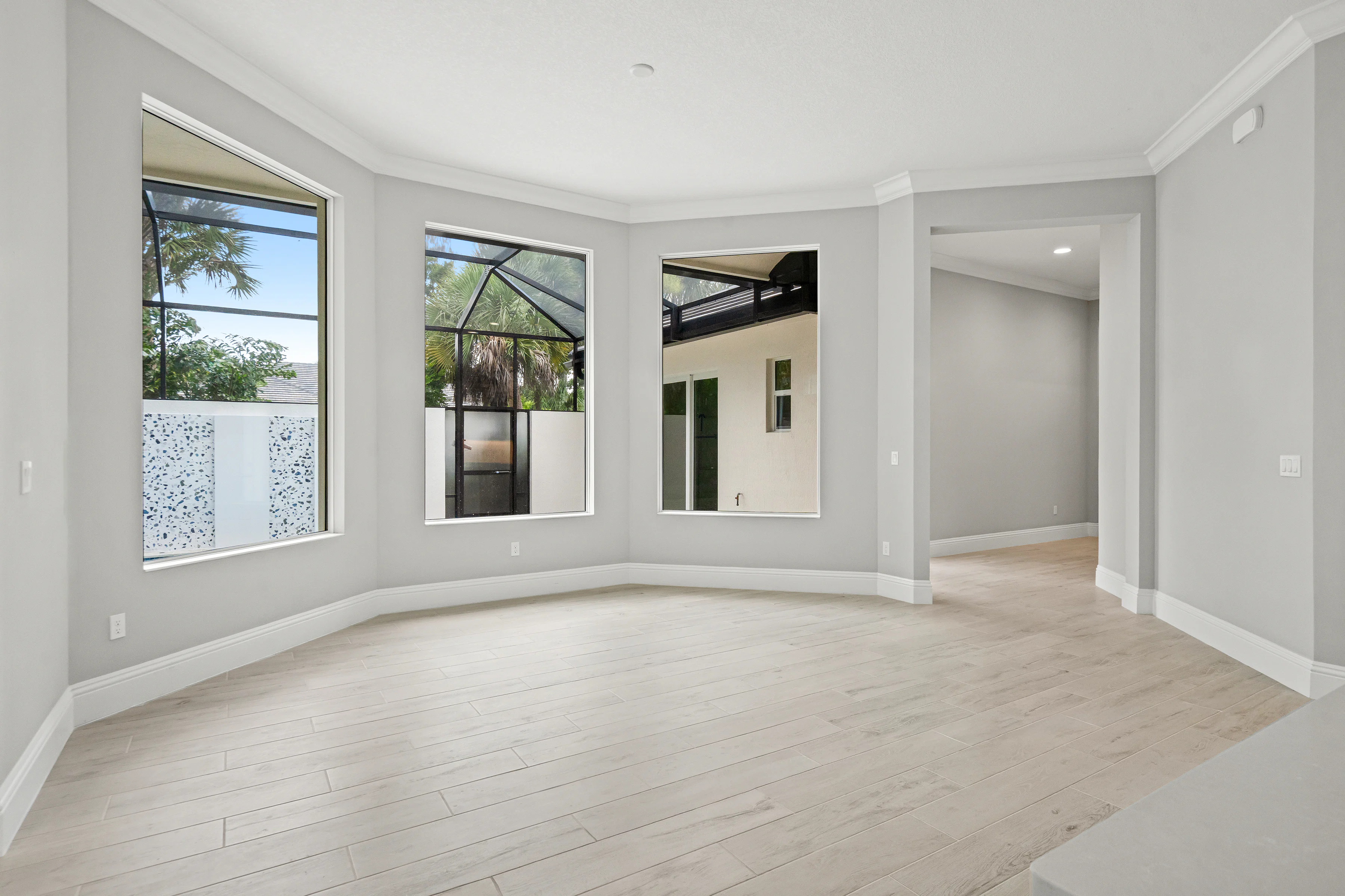 Dining | 4133 Lucaya Pointe Way