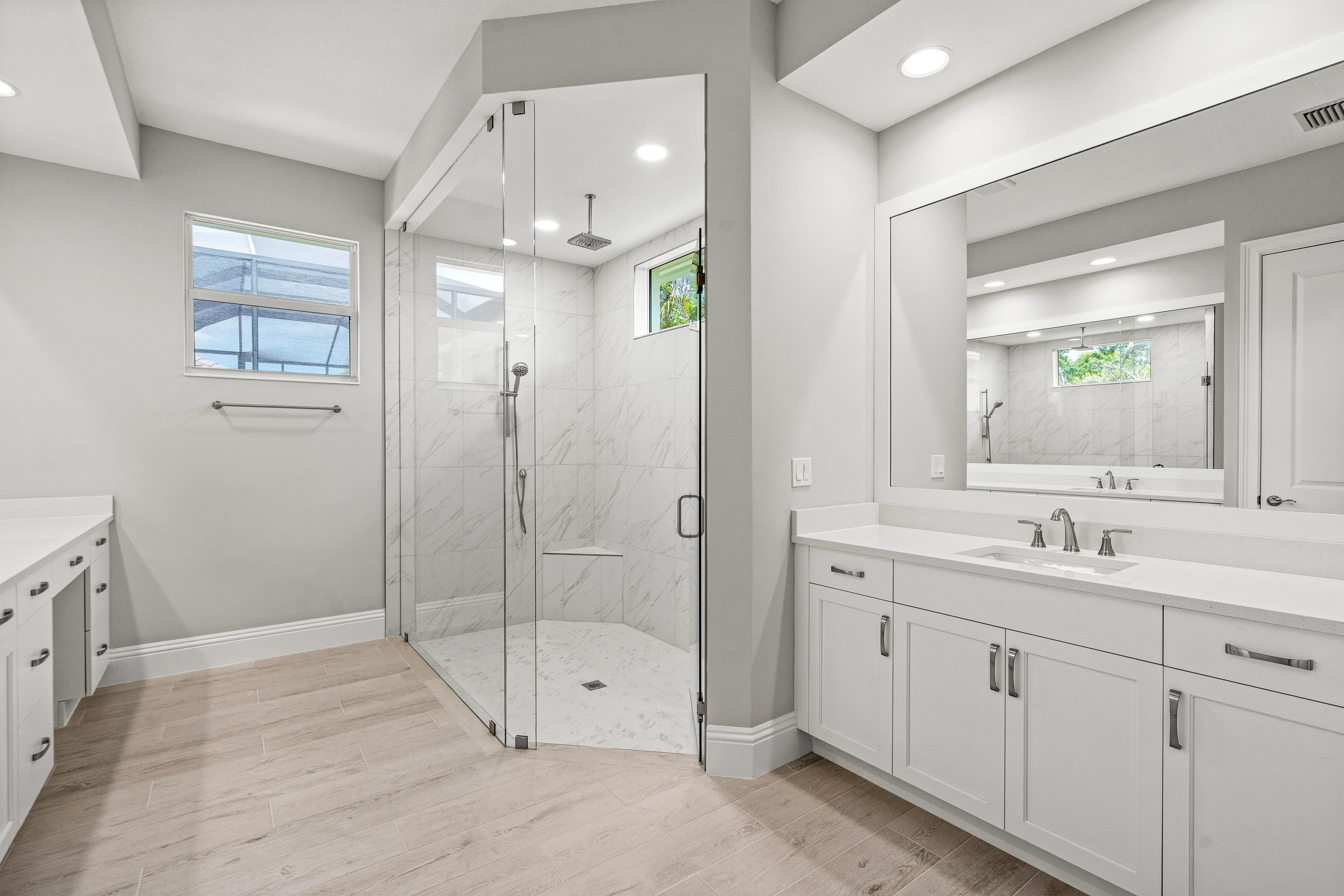 Master Bath | 4133 Lucaya Pointe Way