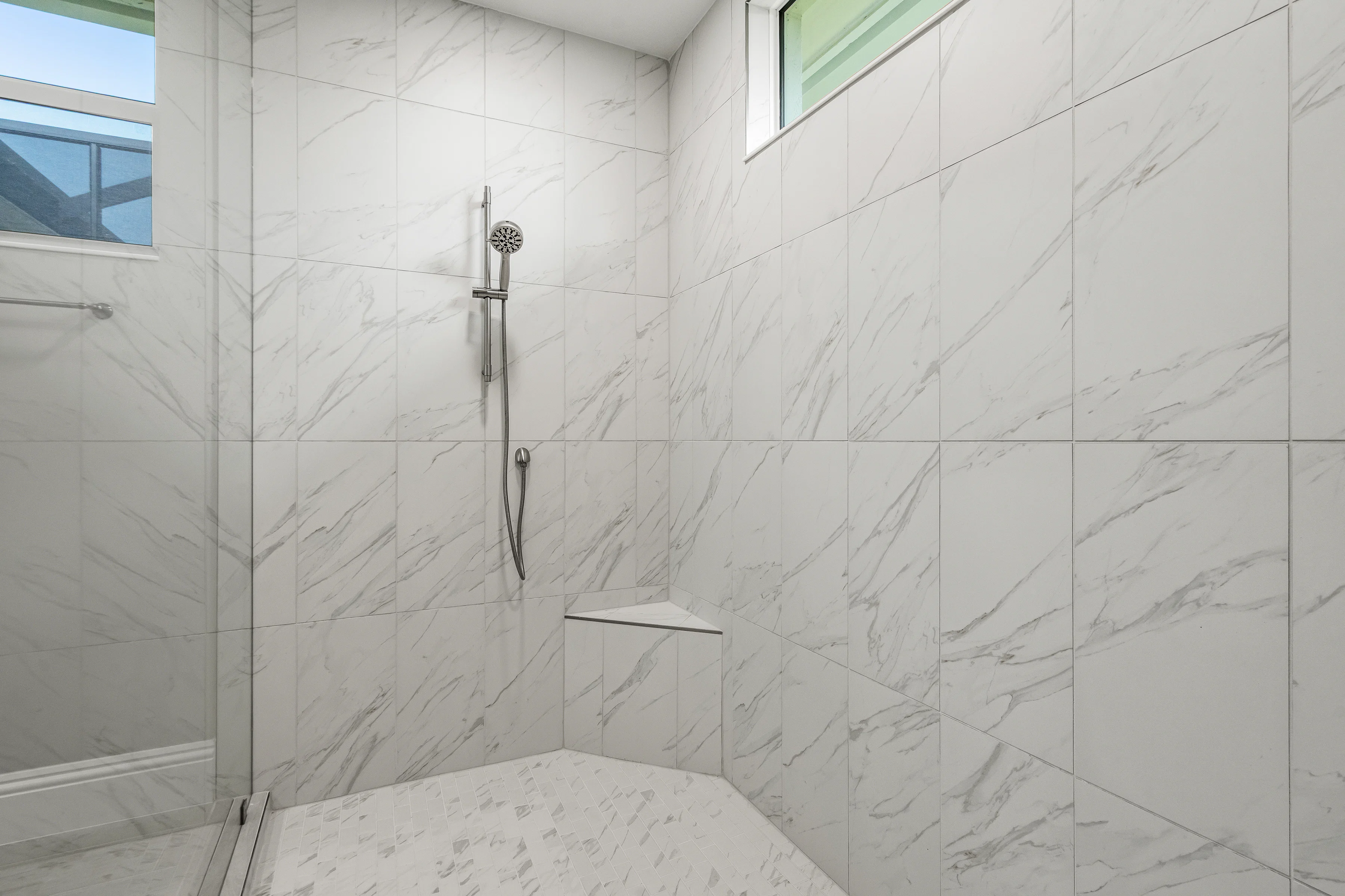 Master Bath | 4133 Lucaya Pointe Way