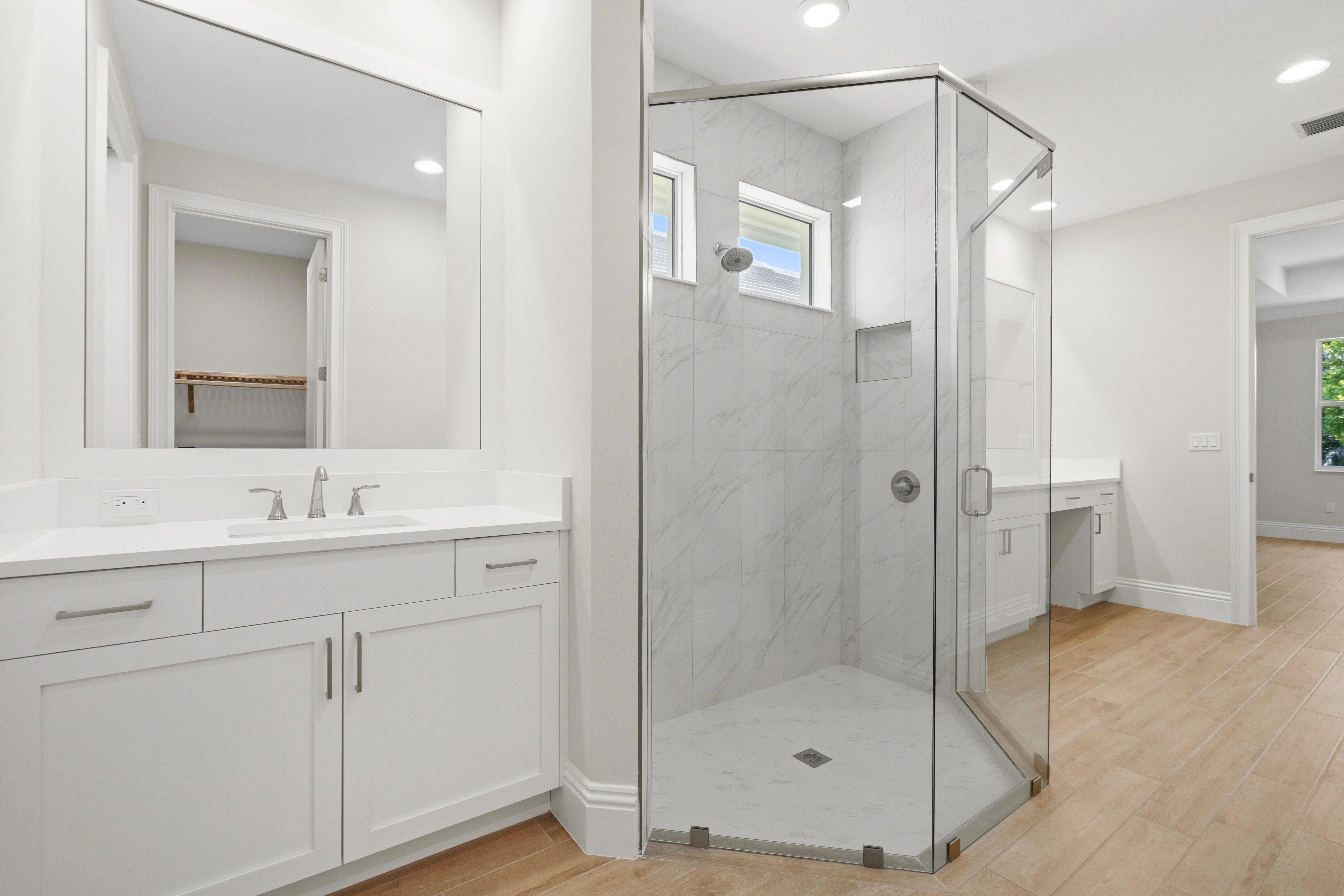Master Bath | 4121 Lucaya Pointe Way